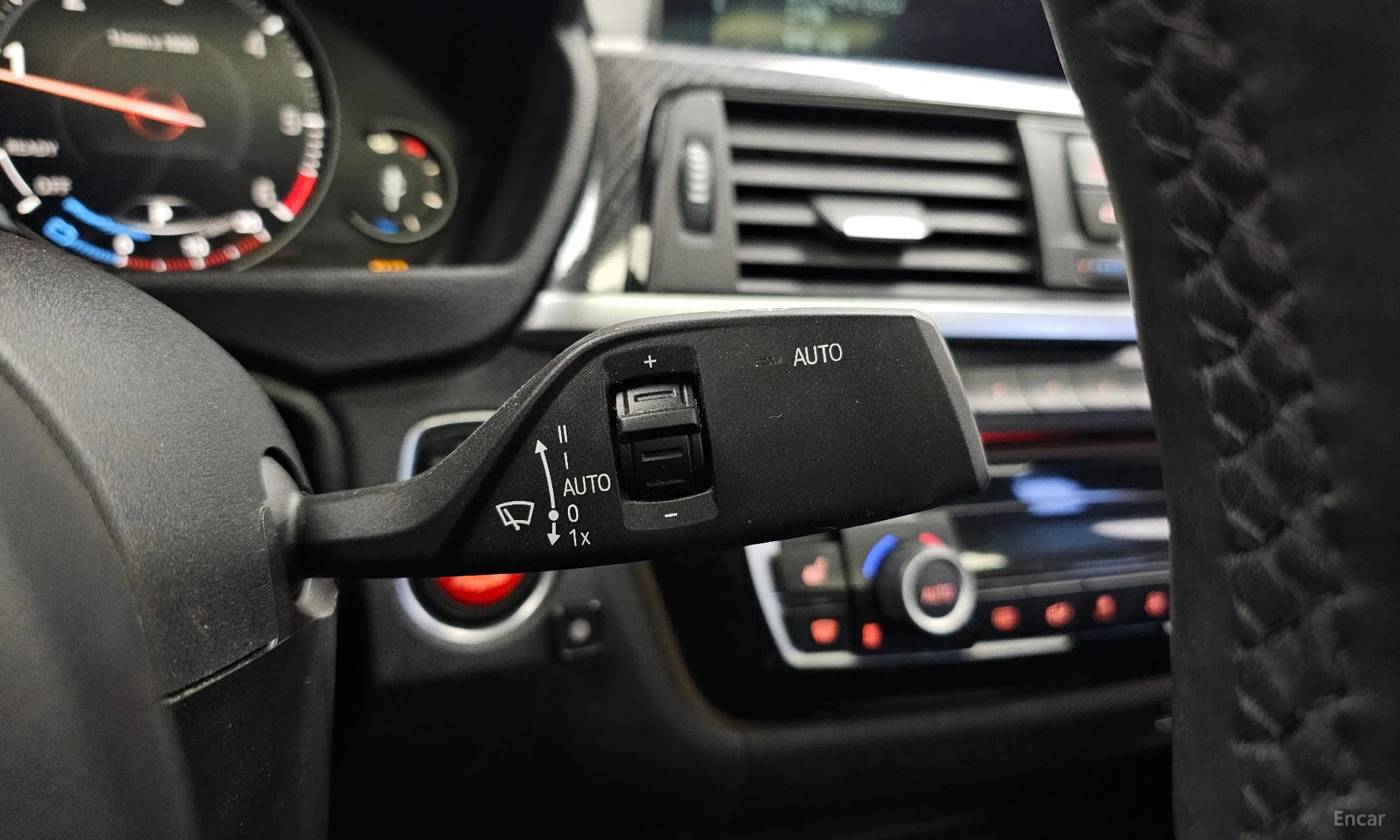 BMW 3 Series (F30) превью 19