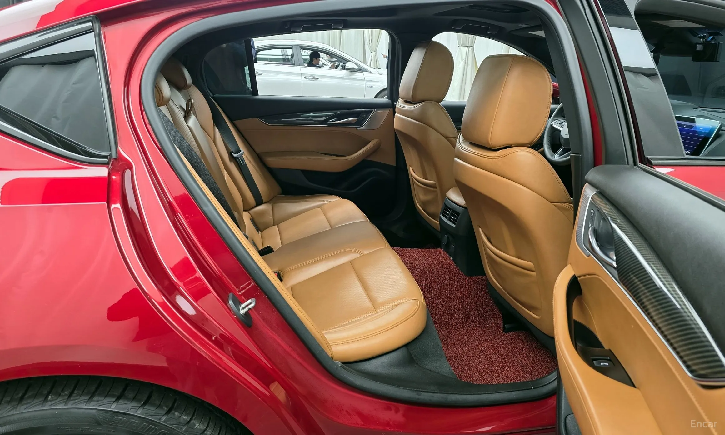 Cadillac CT5 превью 12