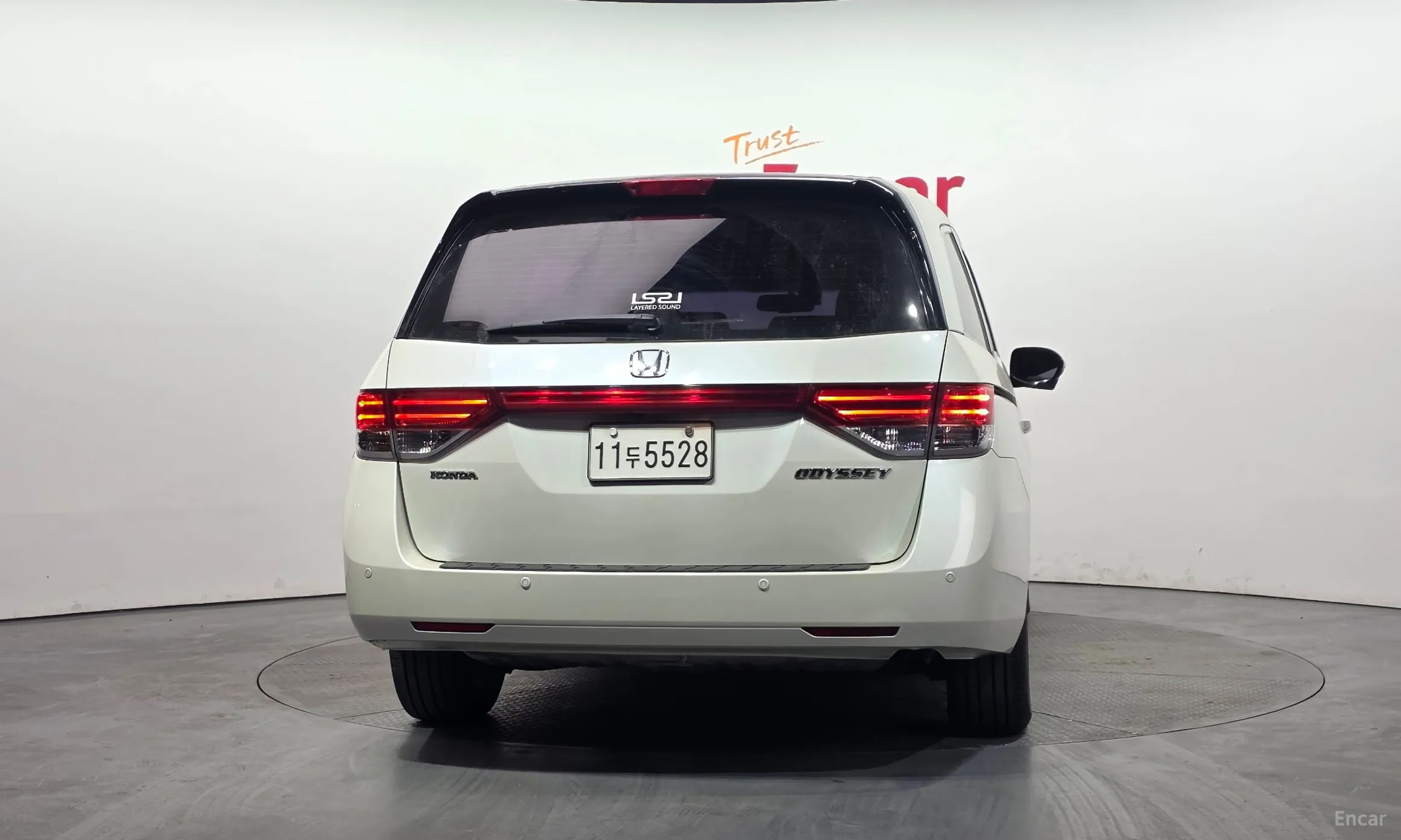 Honda Odyssey превью 4