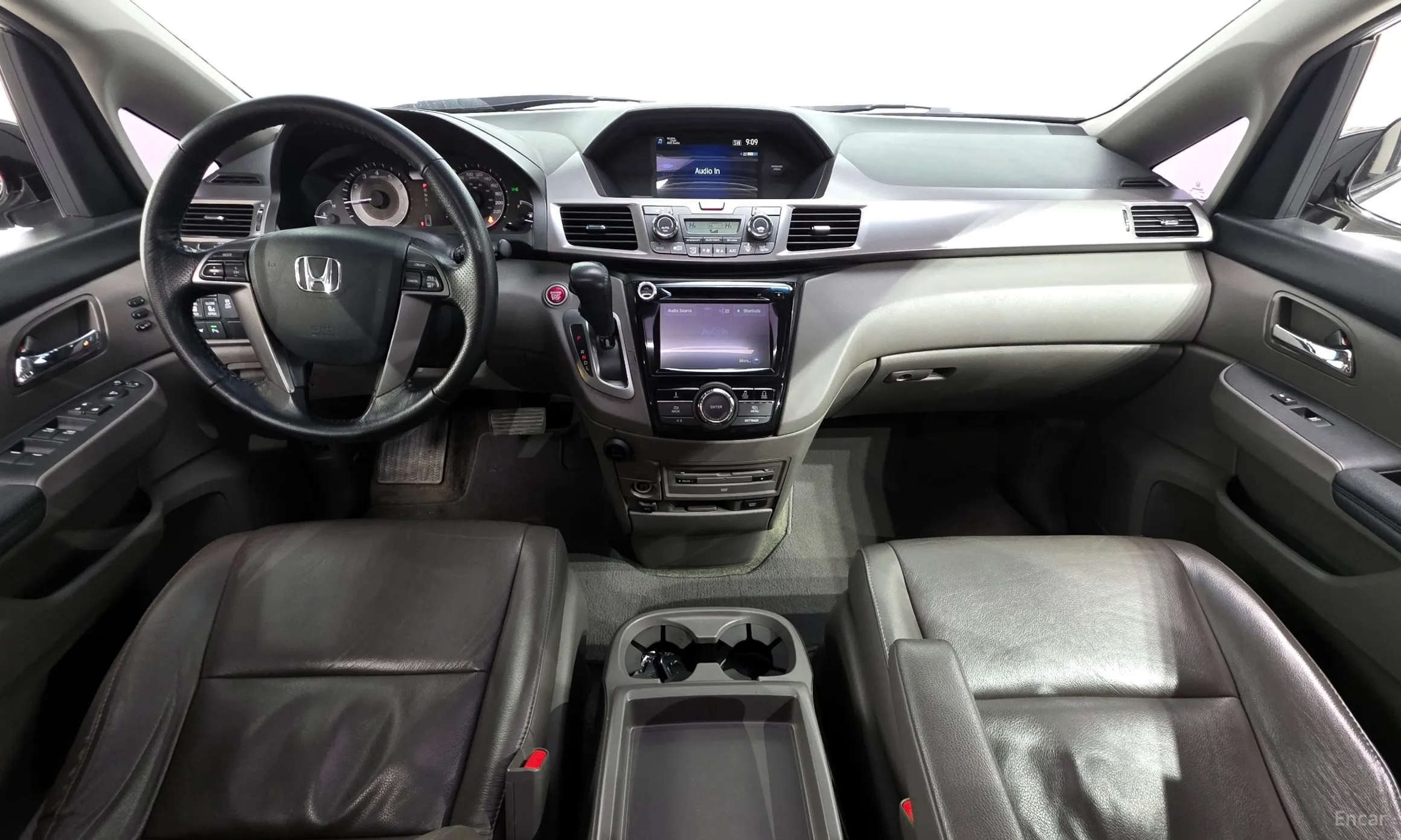 Honda Odyssey превью 7