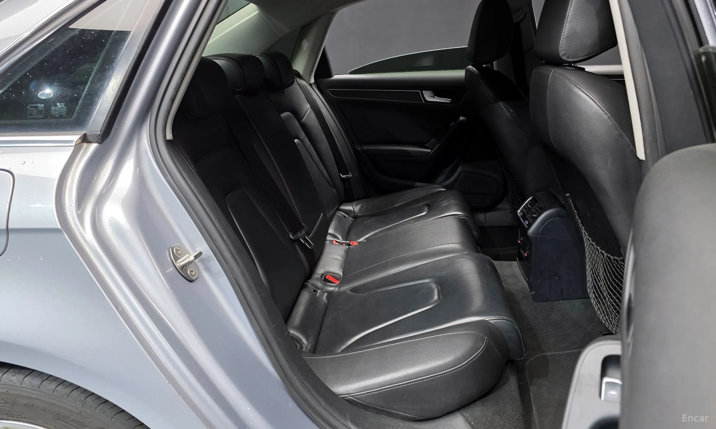 Audi New A4 превью 12