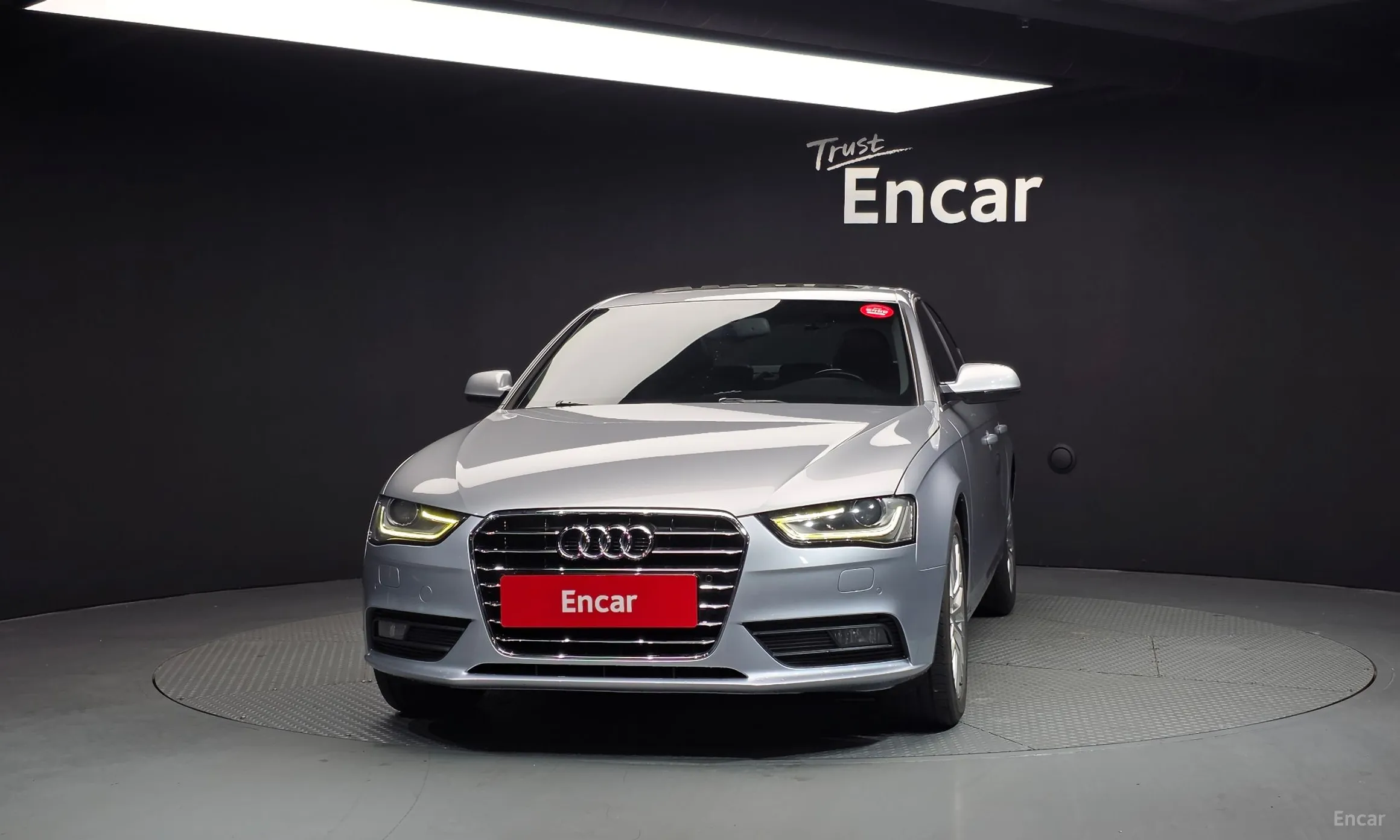 Audi New A4 превью 3