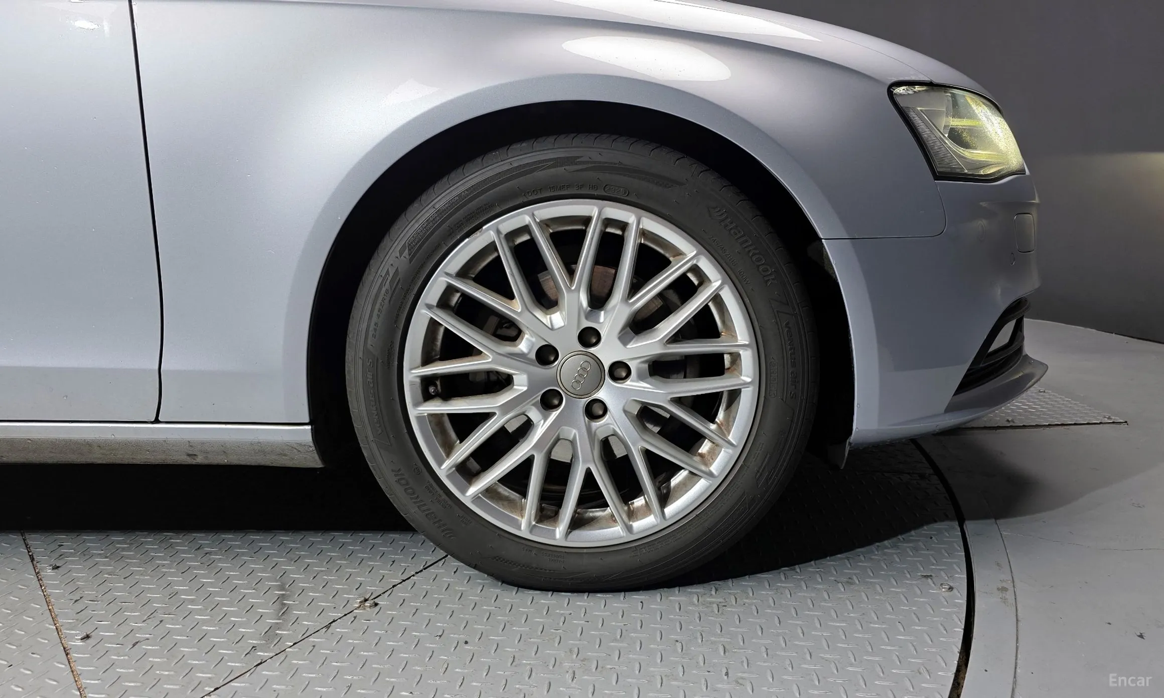 Audi New A4 превью 5