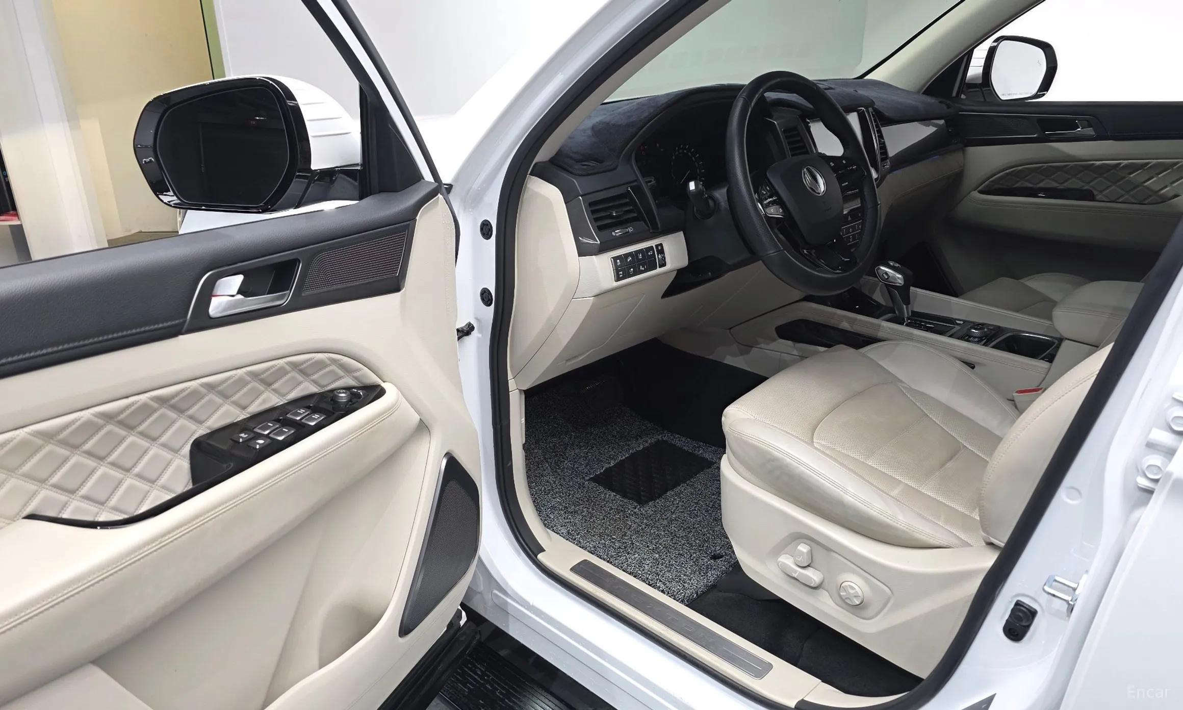 KG Mobility (SsangYong) G4 Rexton превью 12