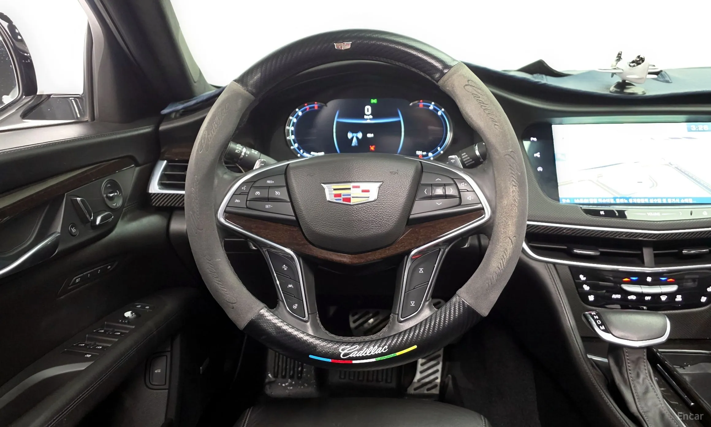 Cadillac CT6 превью 13