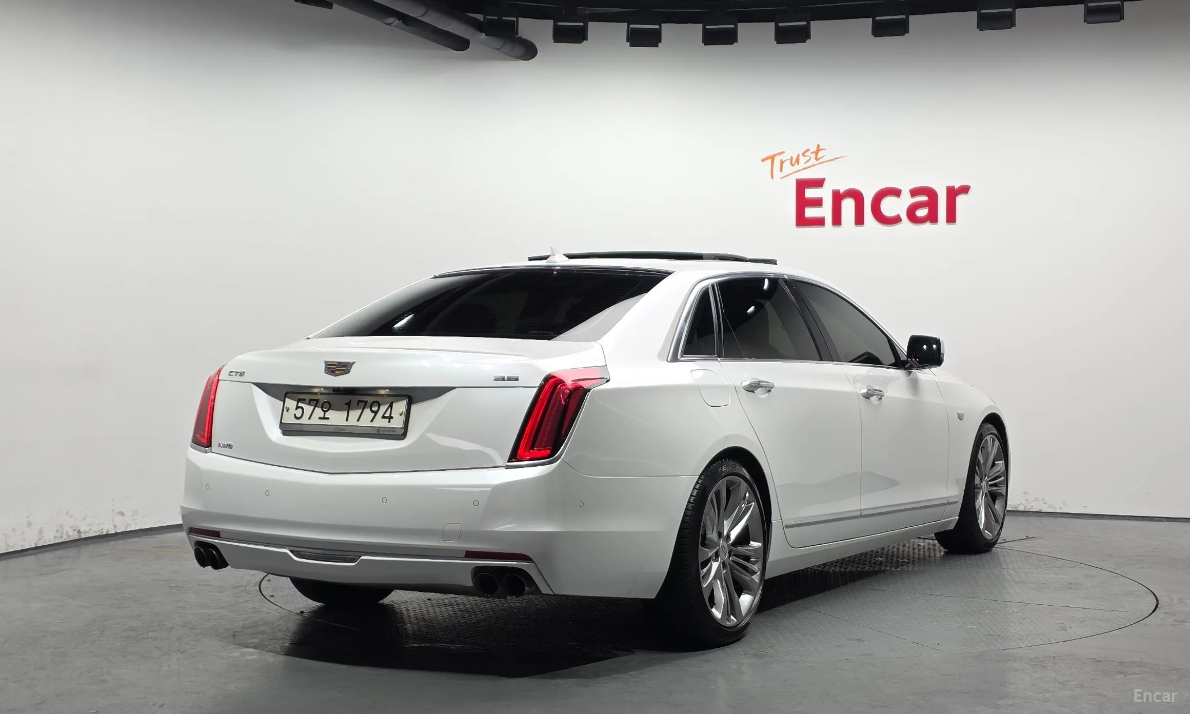 Cadillac CT6 превью 2