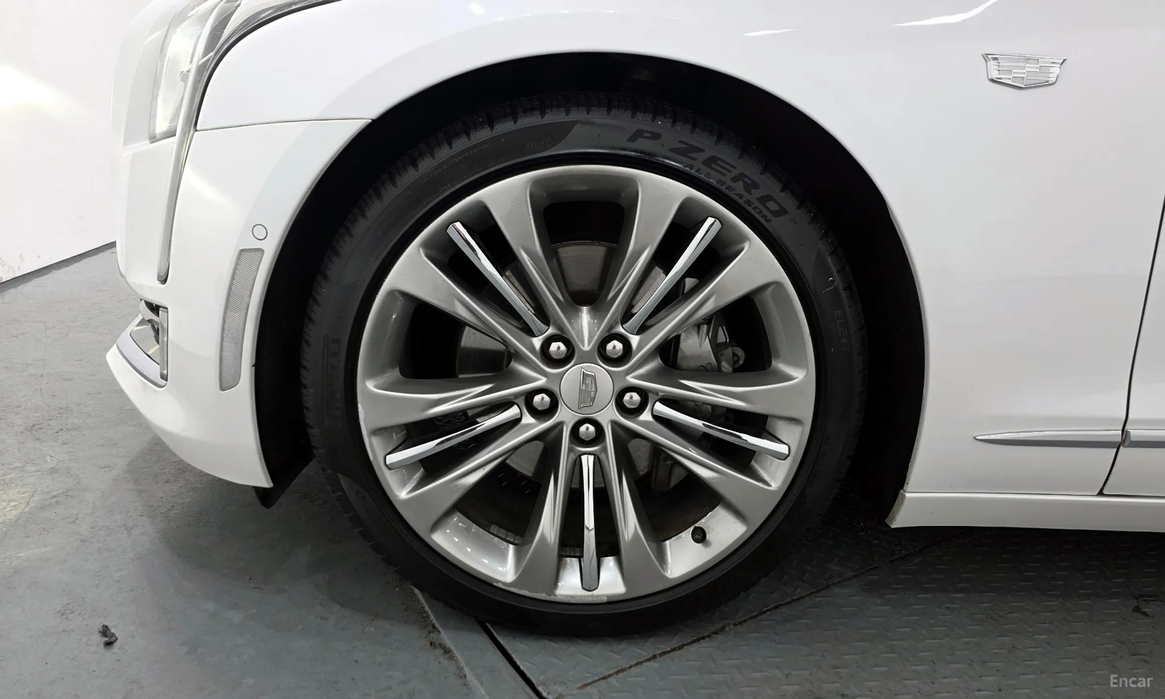Cadillac CT6 превью 5