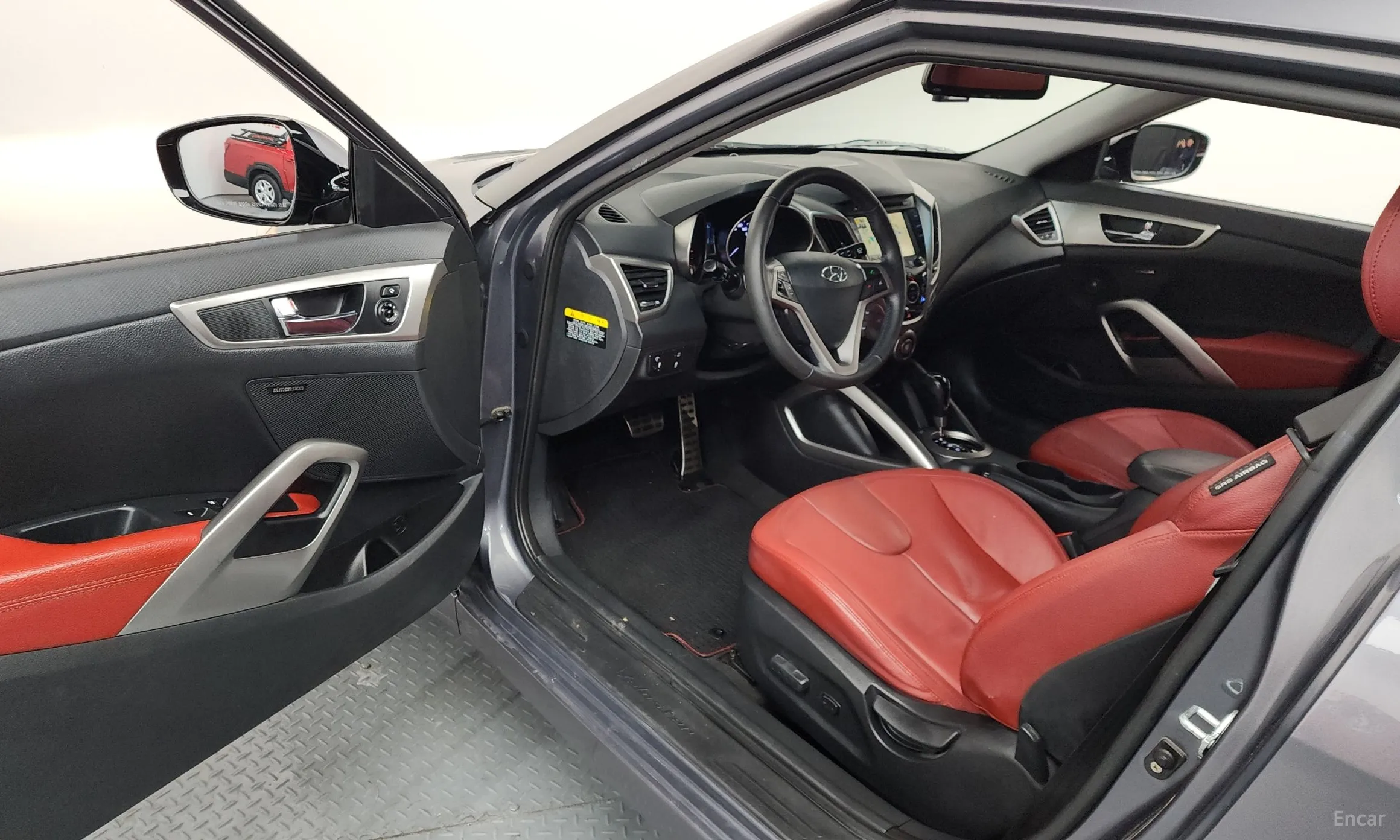 Hyundai Veloster превью 10