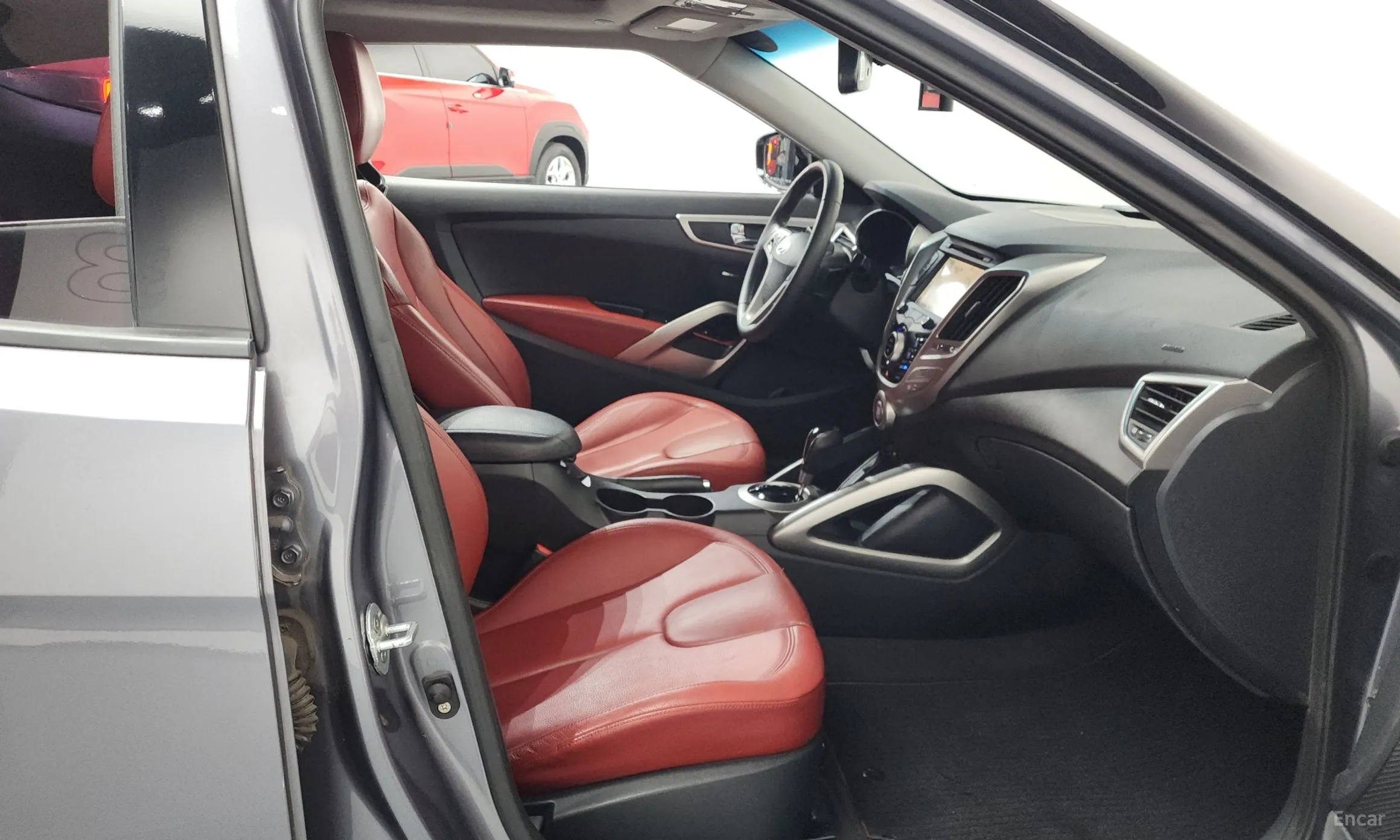 Hyundai Veloster превью 11