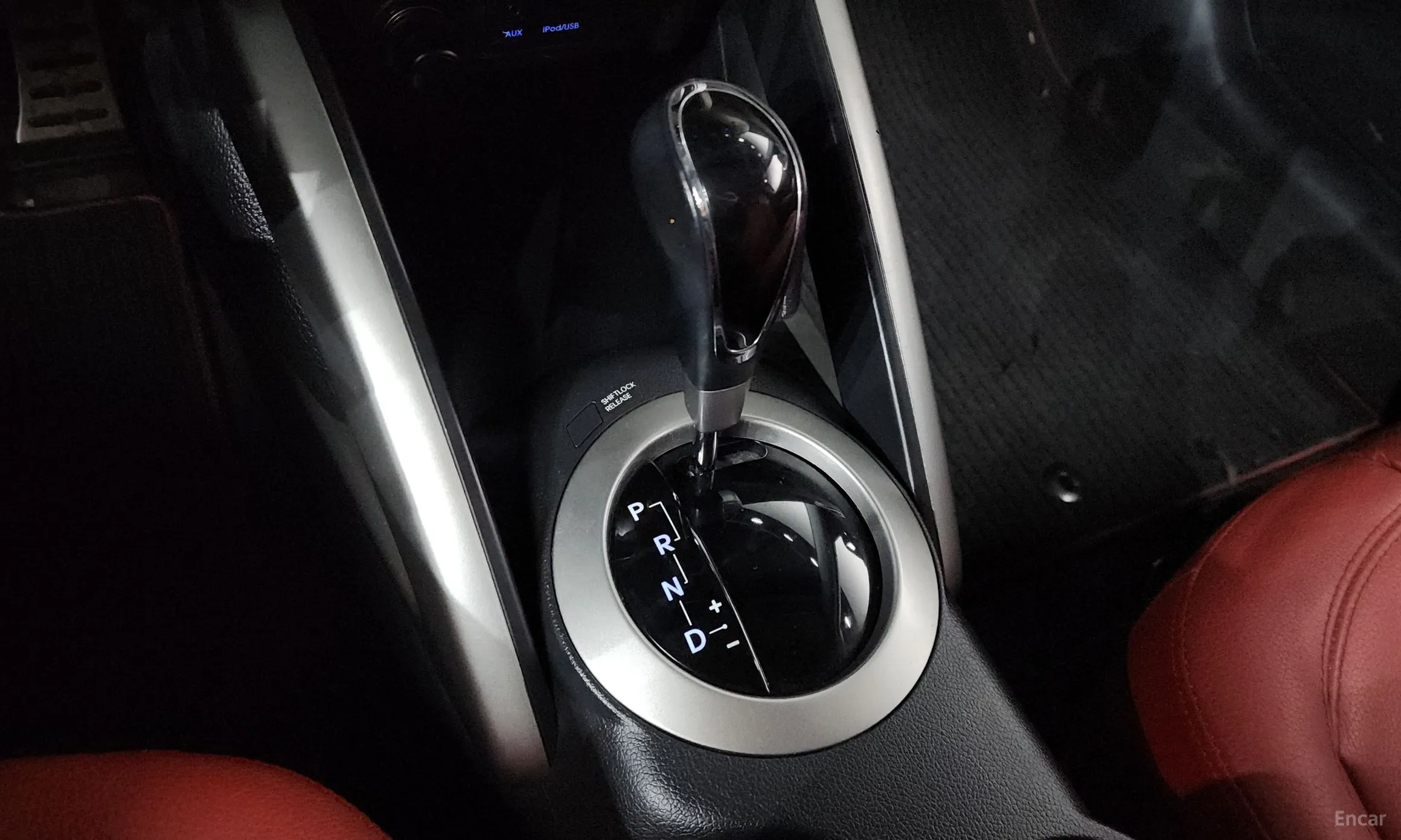Hyundai Veloster превью 9