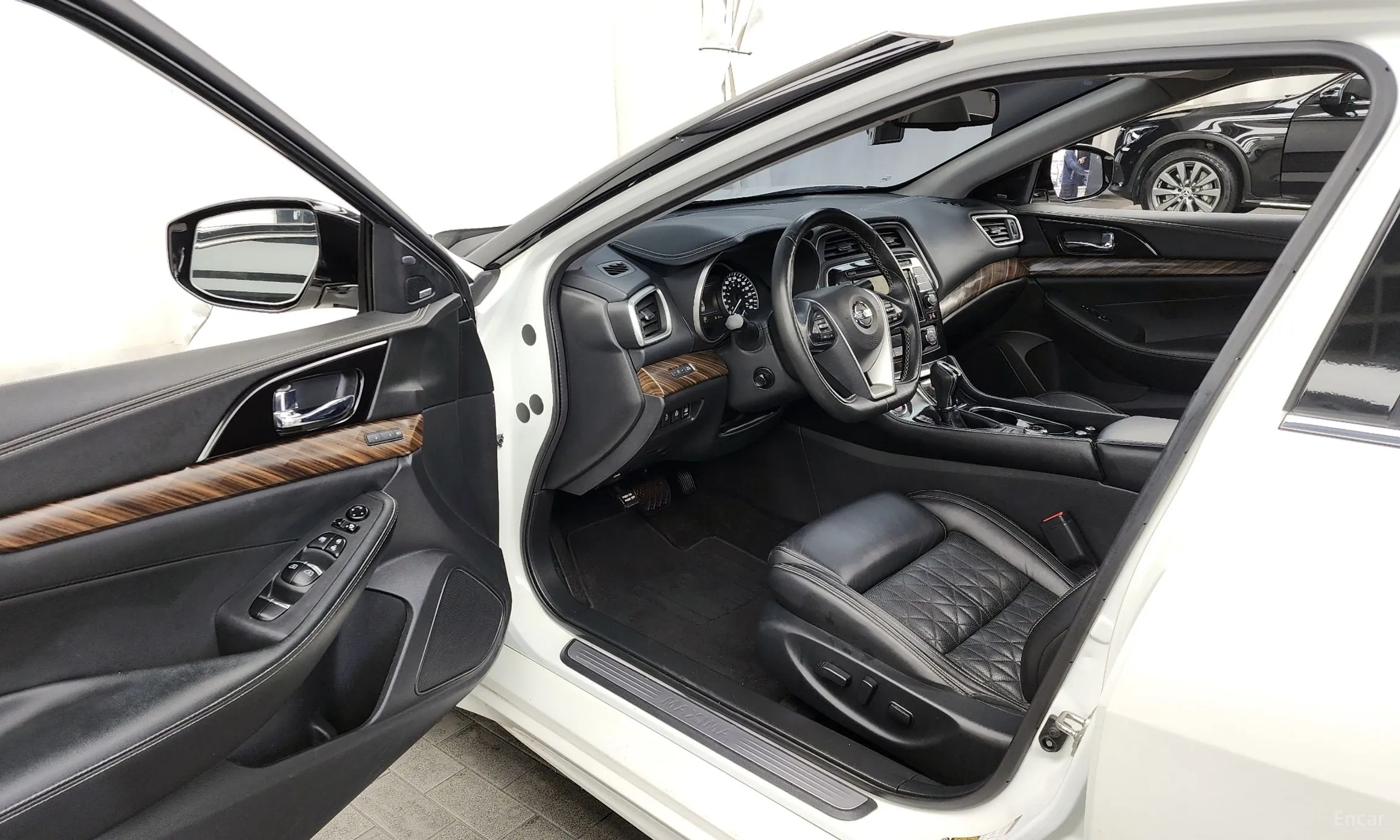 Nissan Maxima (A36) превью 10