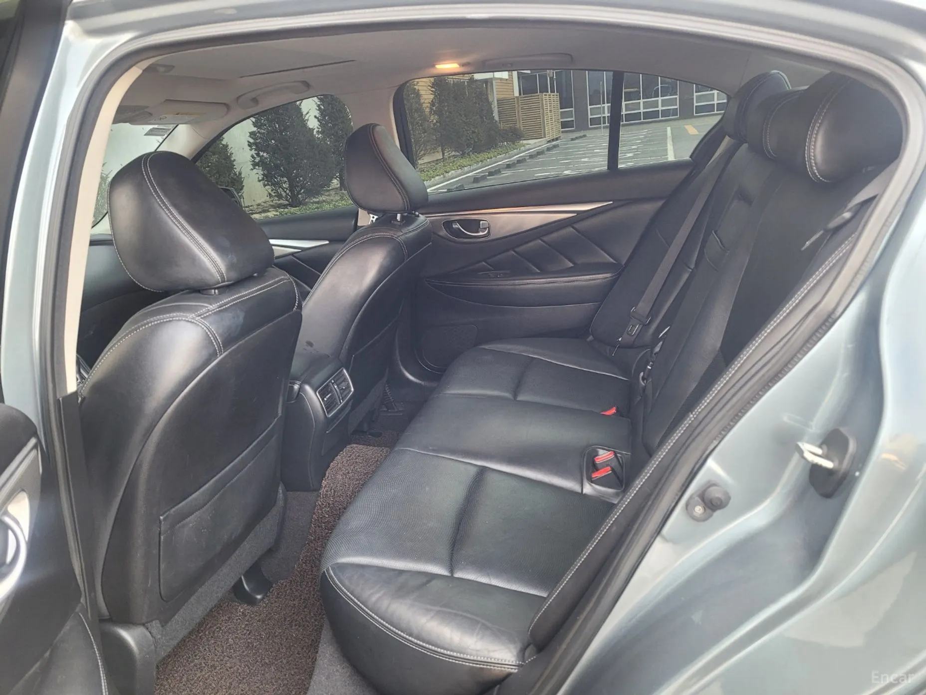 Infiniti Q50 превью 11