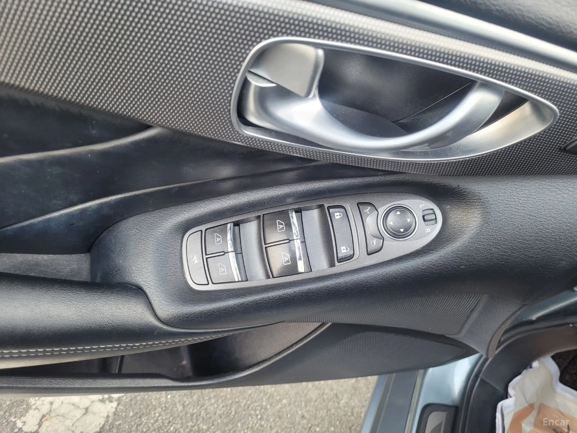 Infiniti Q50 превью 14
