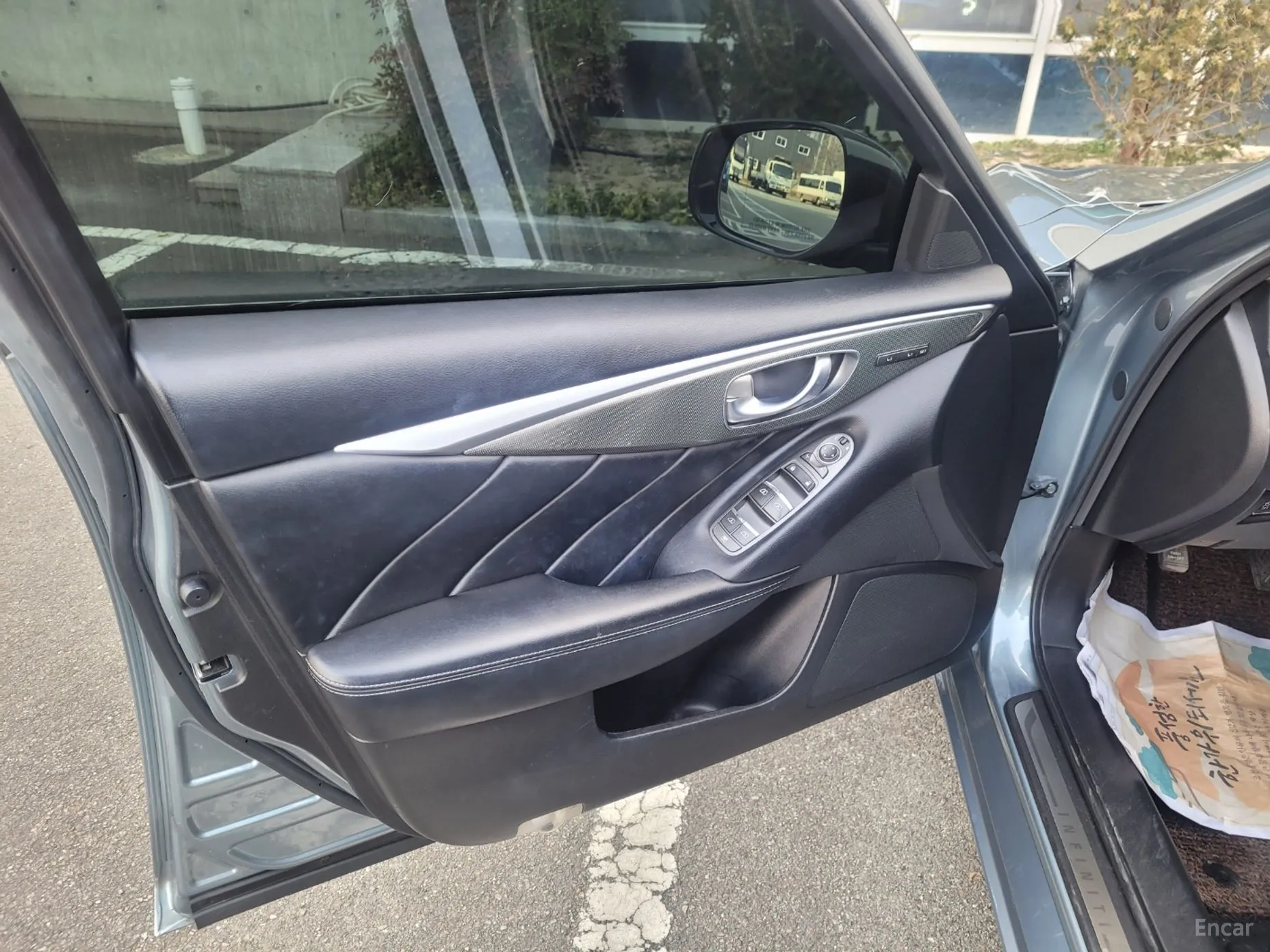 Infiniti Q50 превью 15