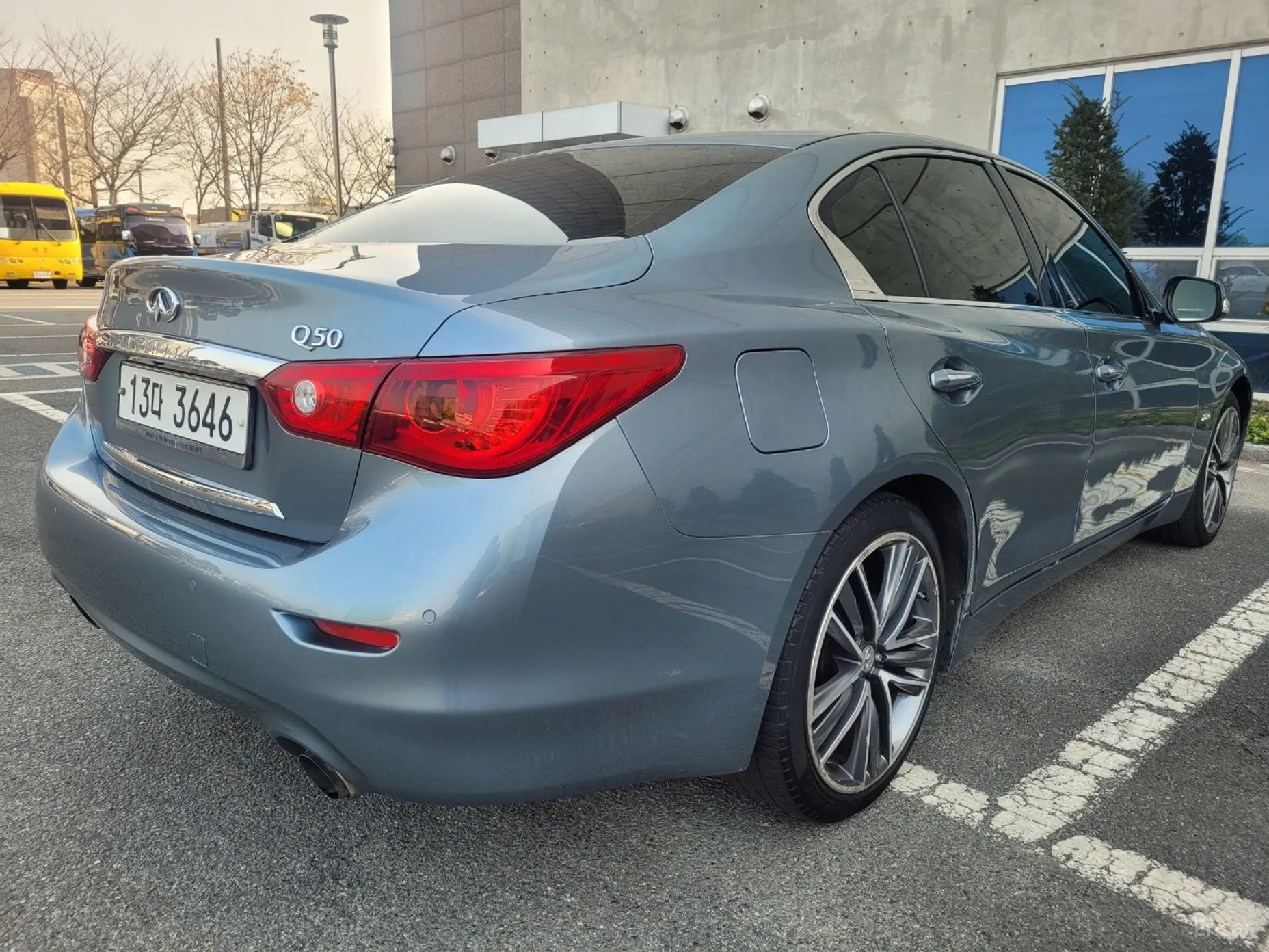 Infiniti Q50
