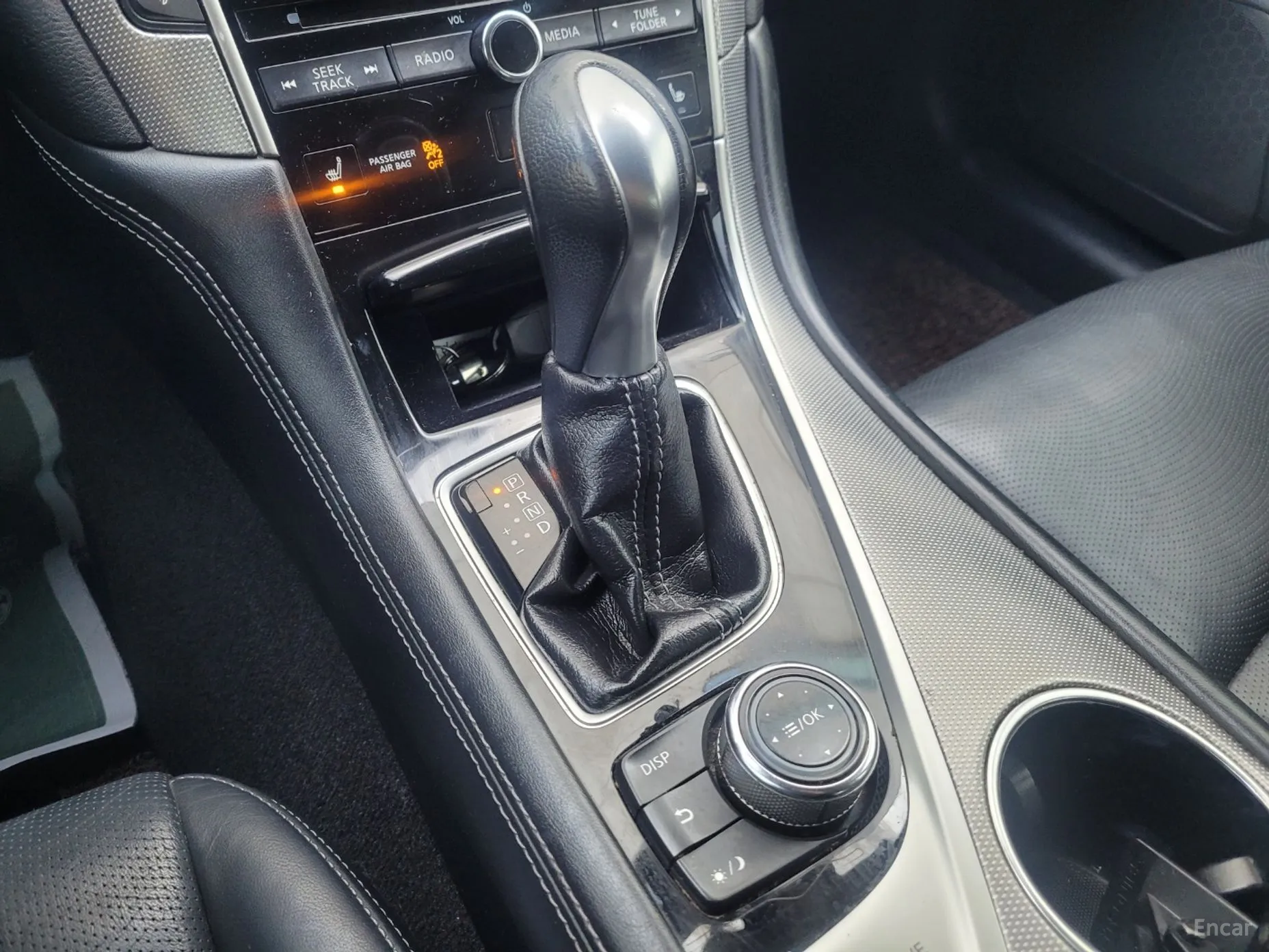 Infiniti Q50 превью 9