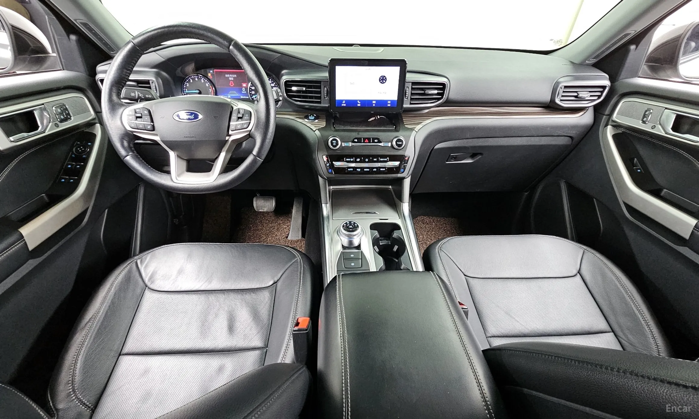 Ford Explorer 6th Generation превью 7