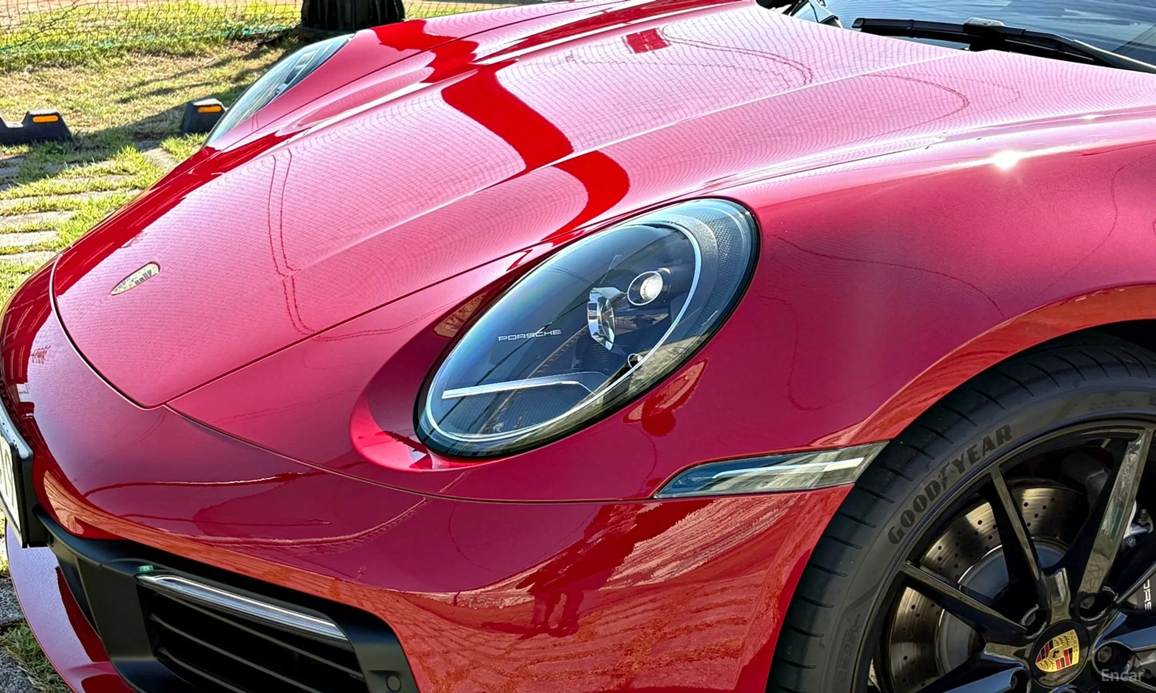 Porsche 911 (992) превью 4