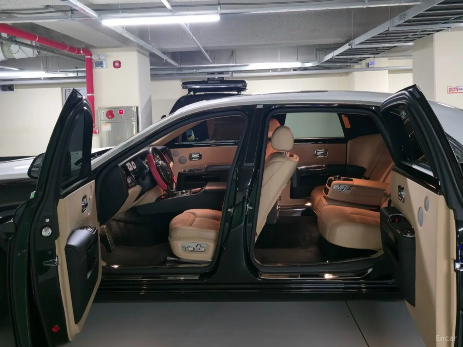 Rolls-Royce Ghost превью 12