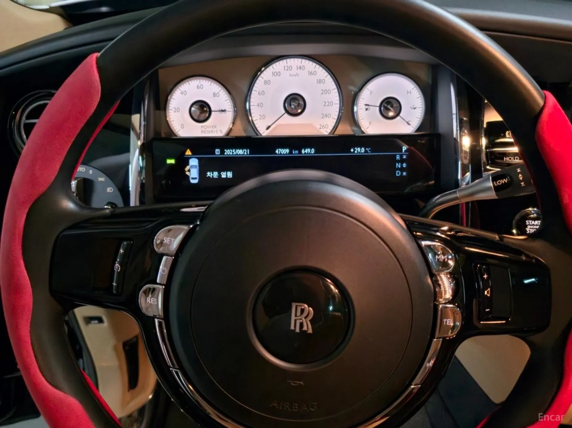 Rolls-Royce Ghost превью 15