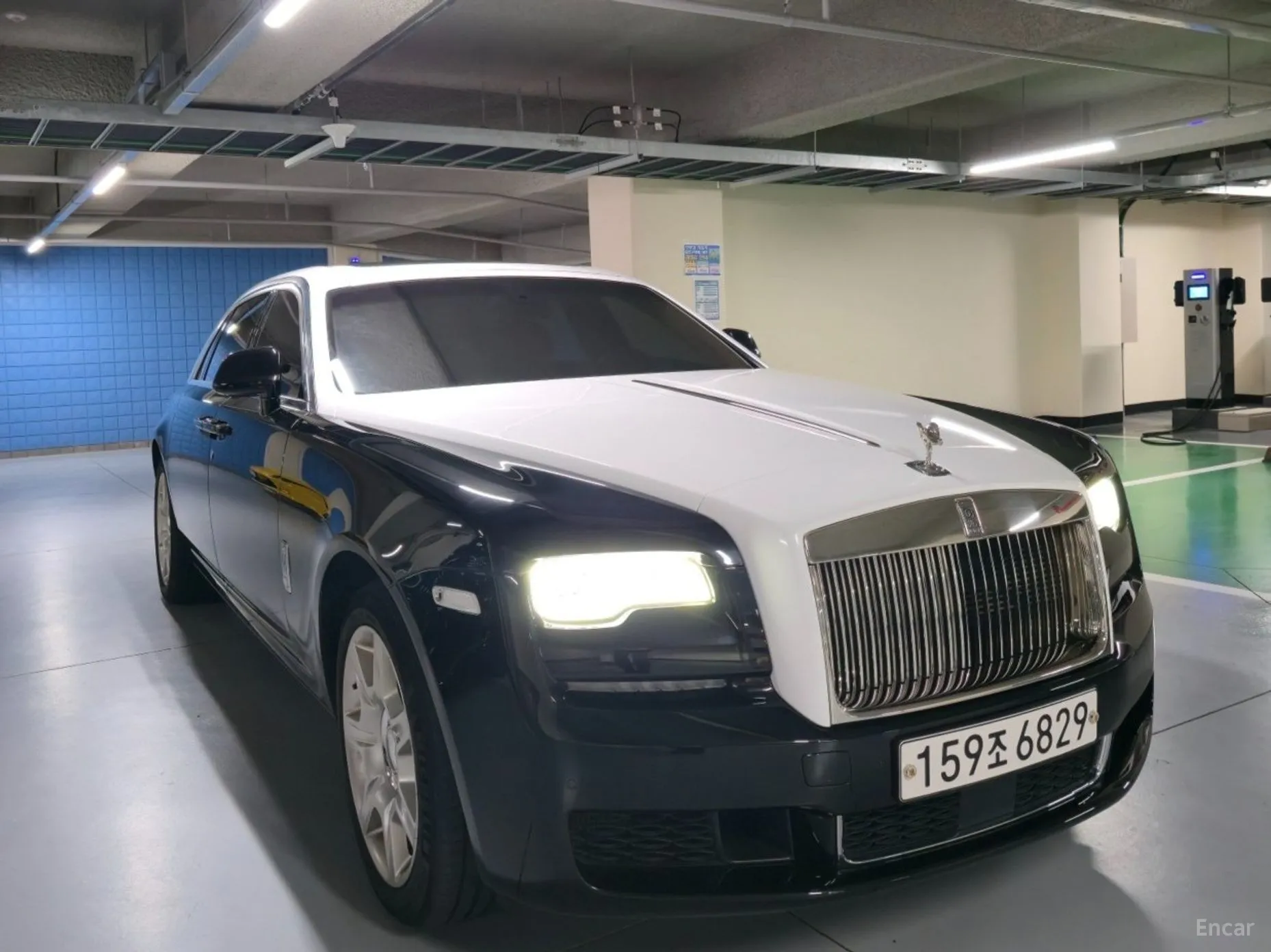 Rolls-Royce Ghost превью 3