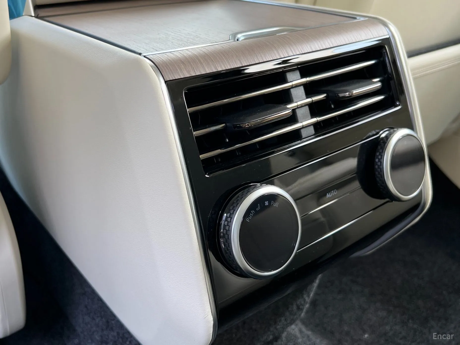 Land Rover Range Rover 5th Generation превью 16