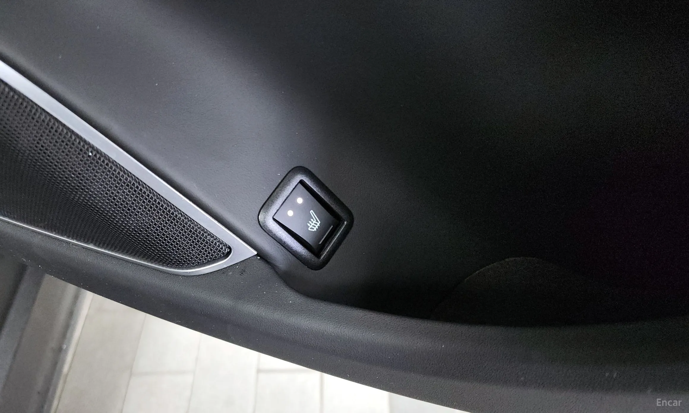 Maserati Levante превью 19