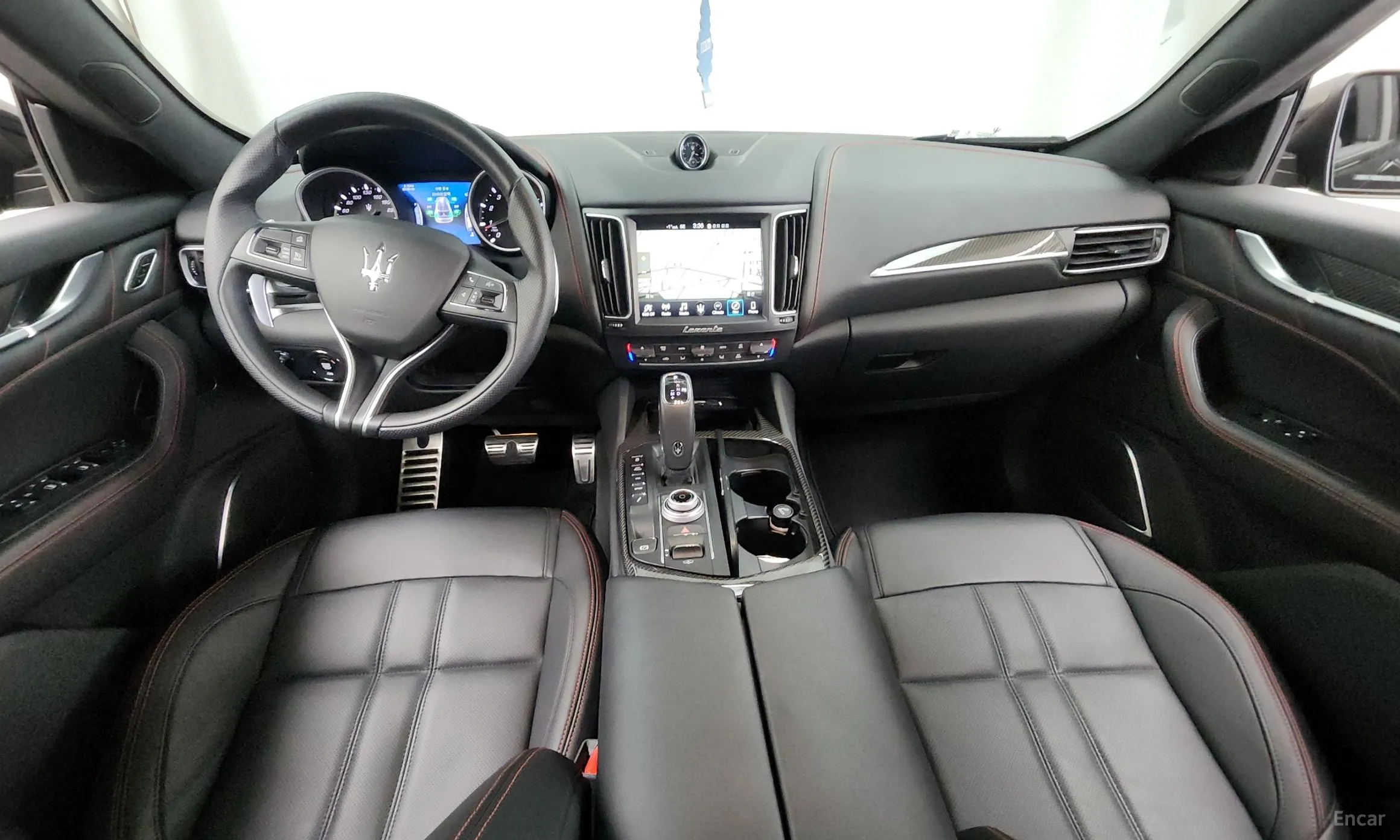 Maserati Levante превью 7