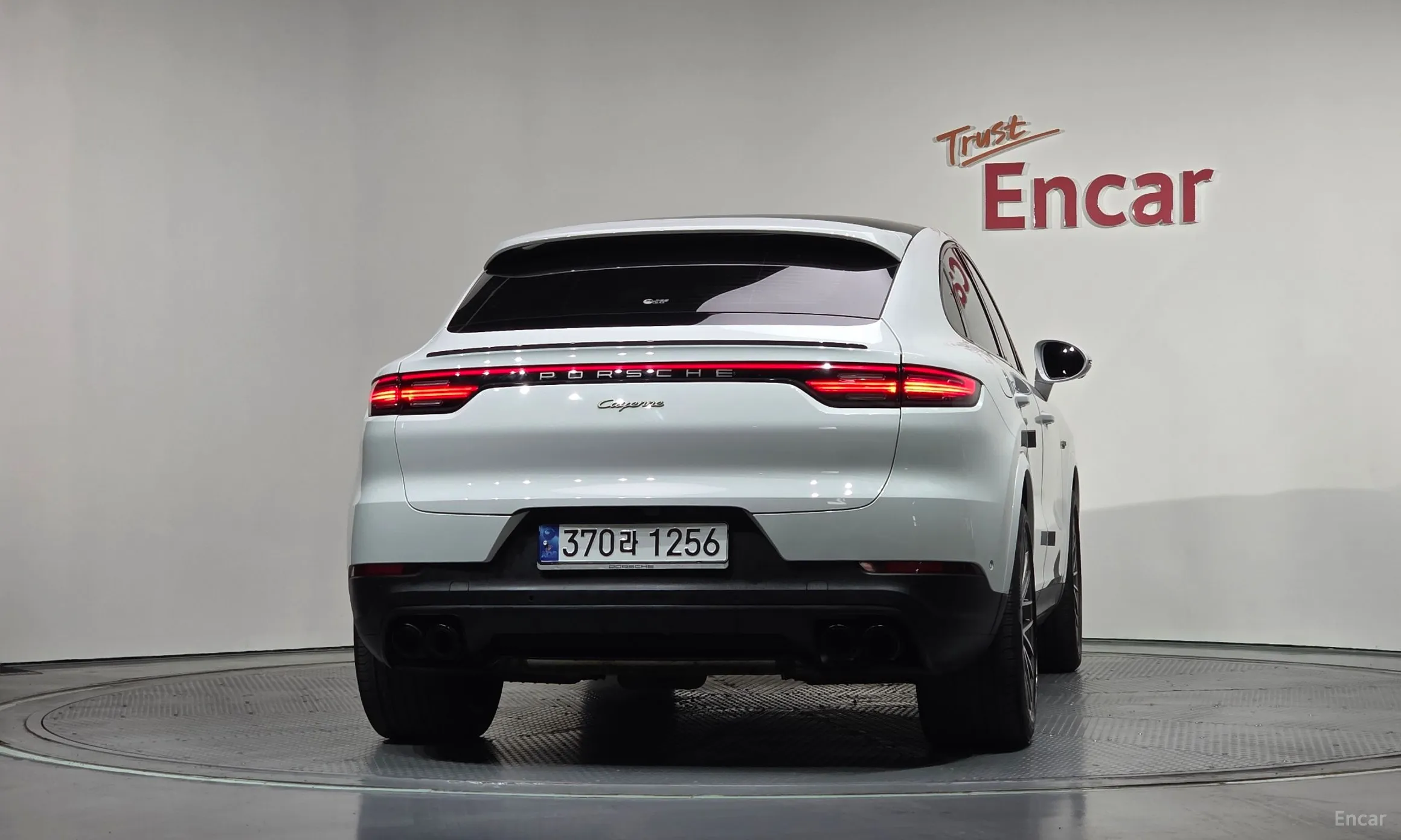 Porsche Cayenne (PO536) превью 4