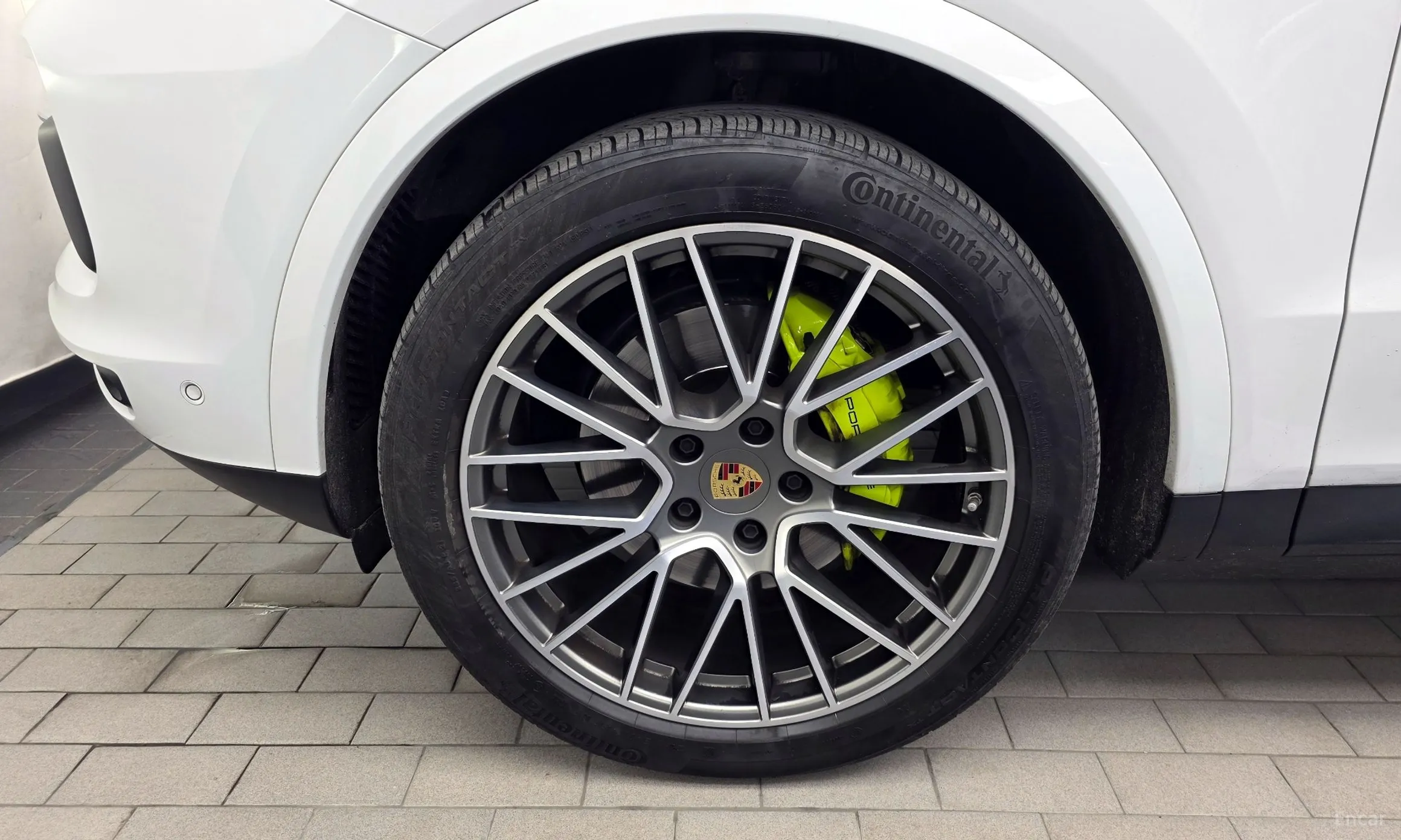 Porsche Cayenne (PO536) превью 5