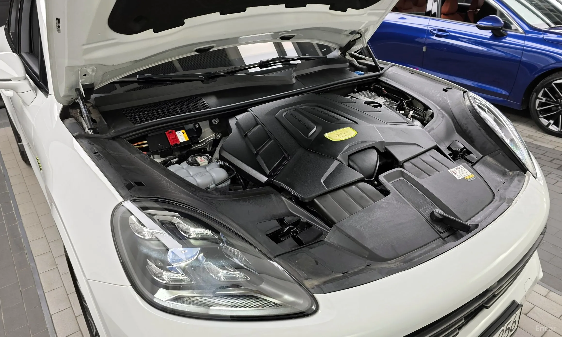 Porsche Cayenne (PO536) превью 6