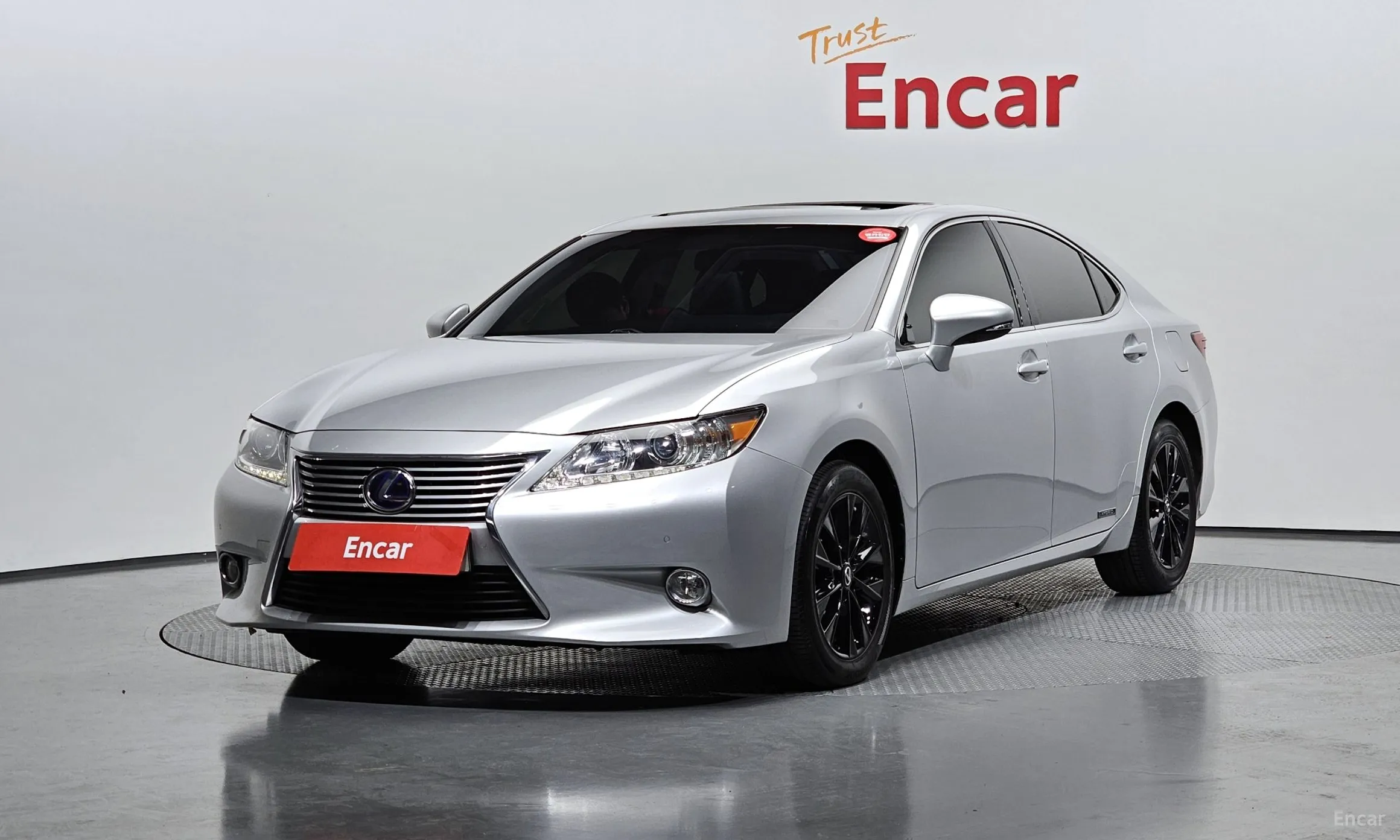 New ES300h