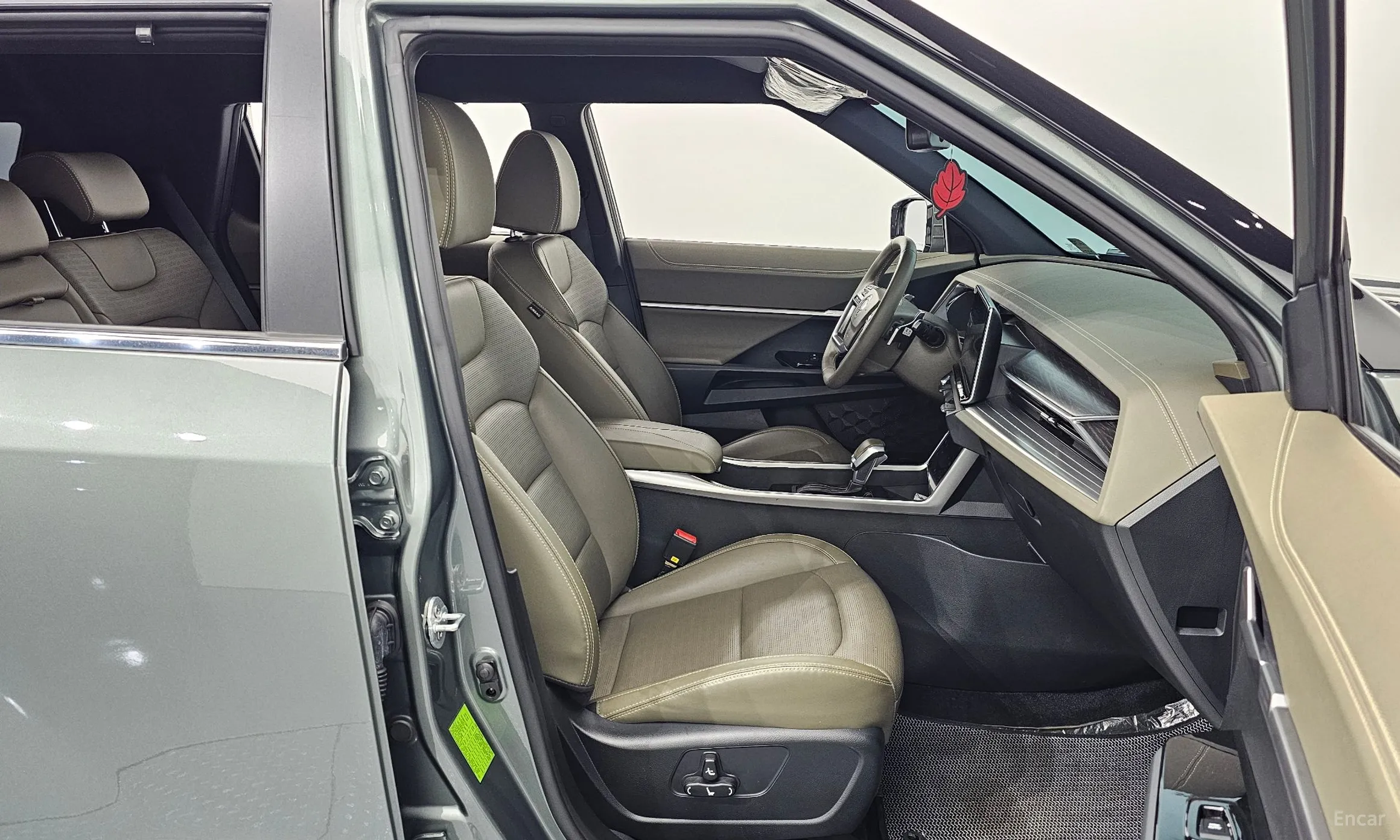 KG Mobility (SsangYong) Torres превью 10