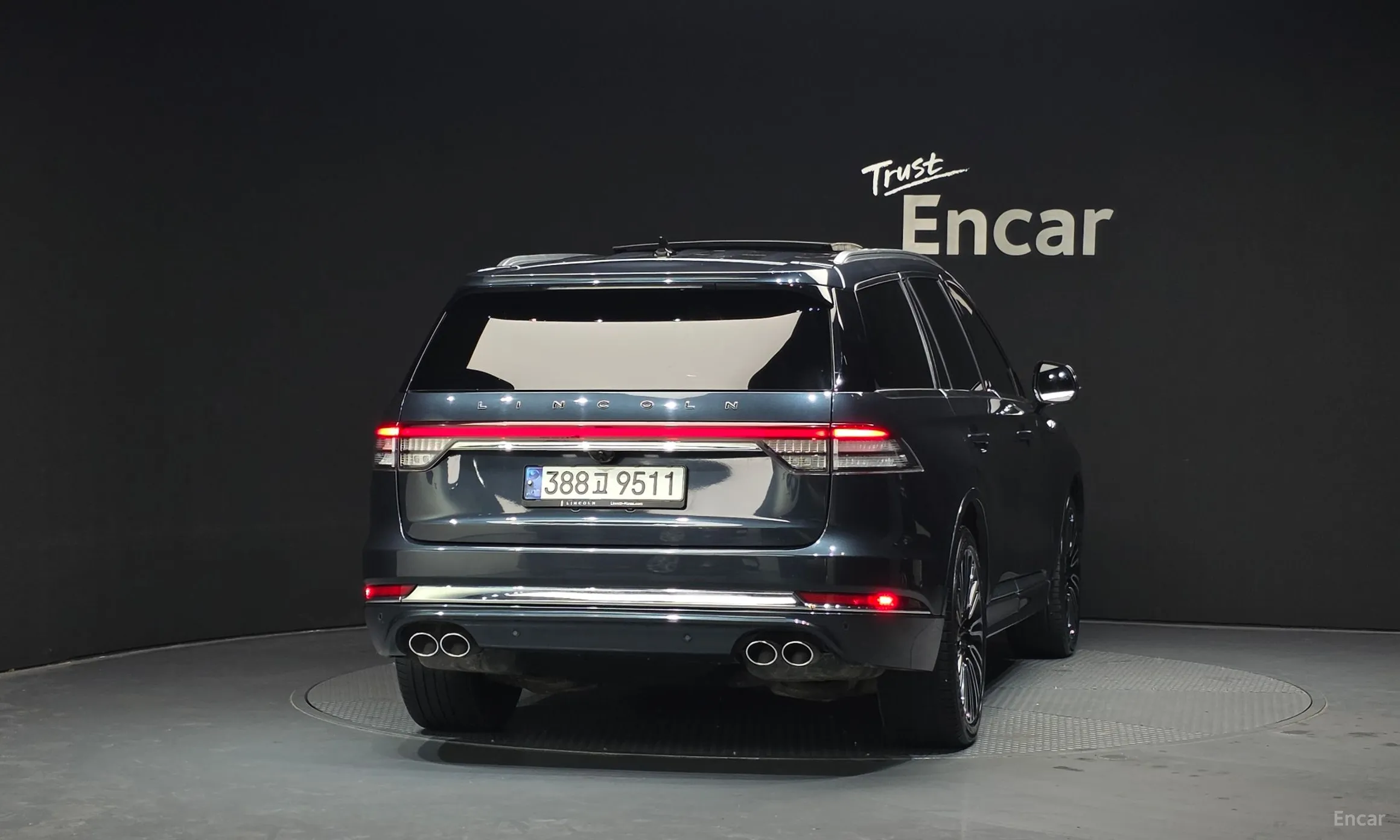Lincoln Aviator 2nd Generation превью 4