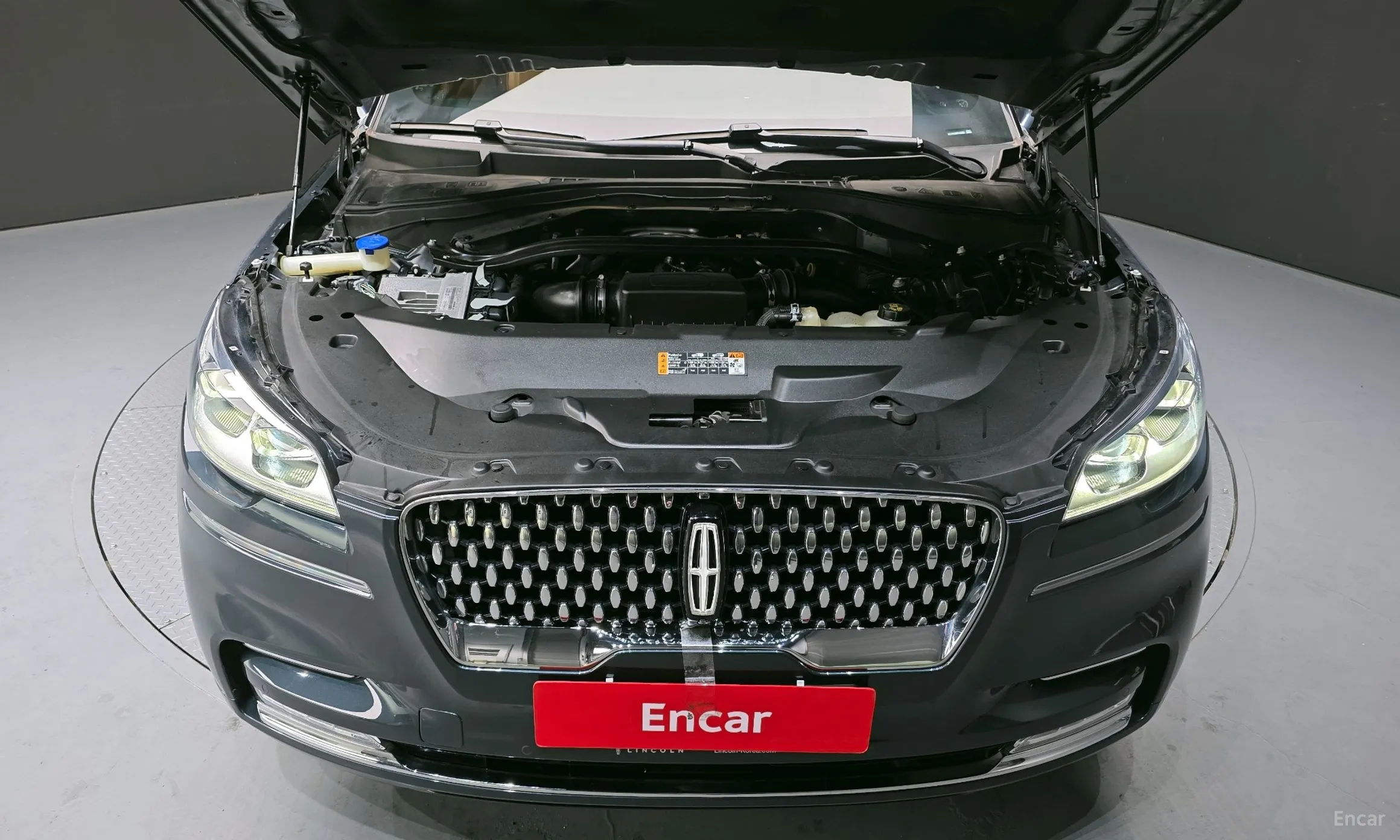 Lincoln Aviator 2nd Generation превью 6