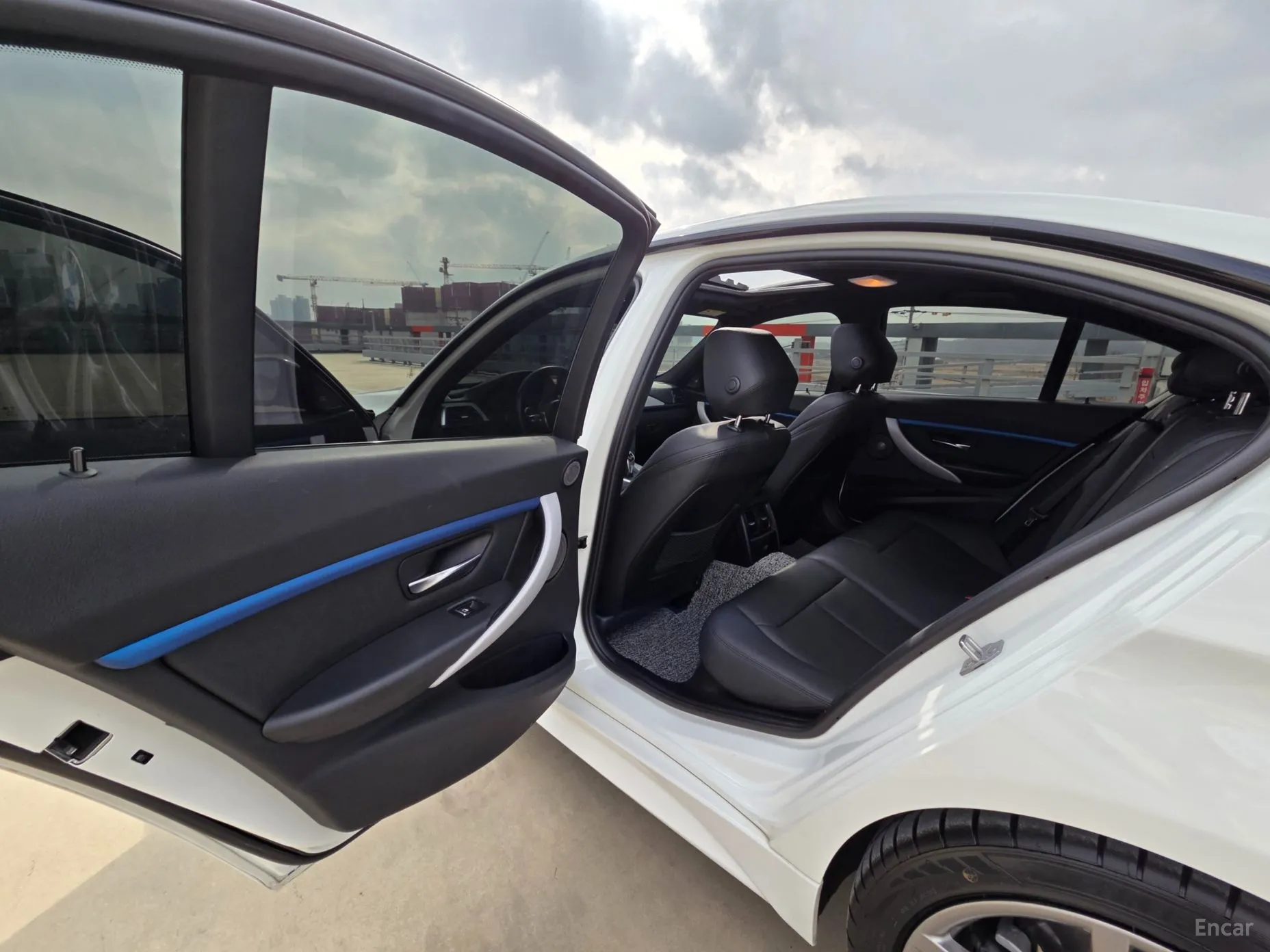 BMW 3 Series (F30) превью 18