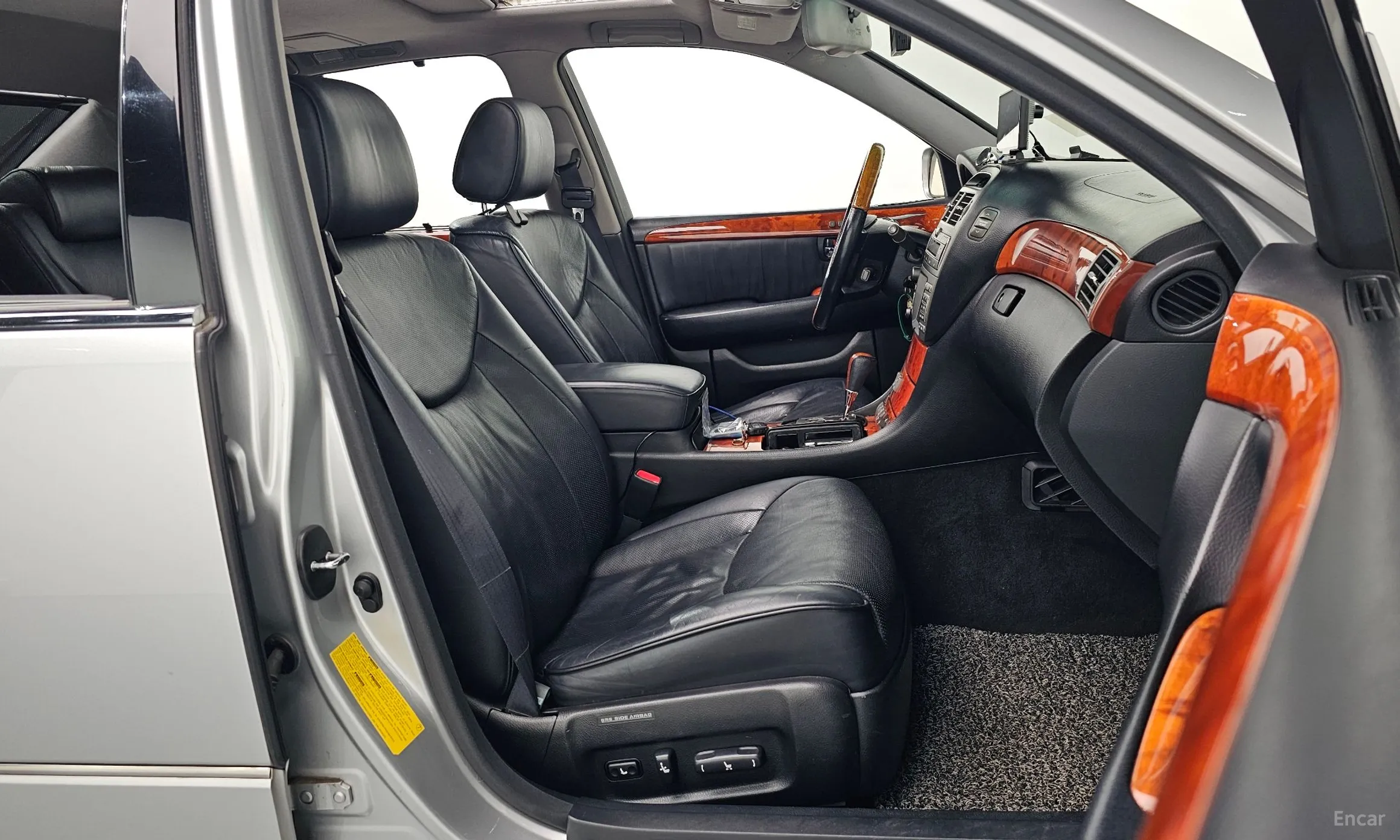 Lexus LS430 превью 10