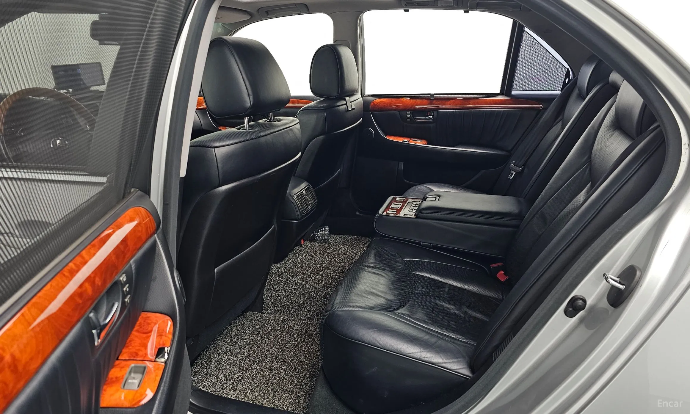 Lexus LS430 превью 12