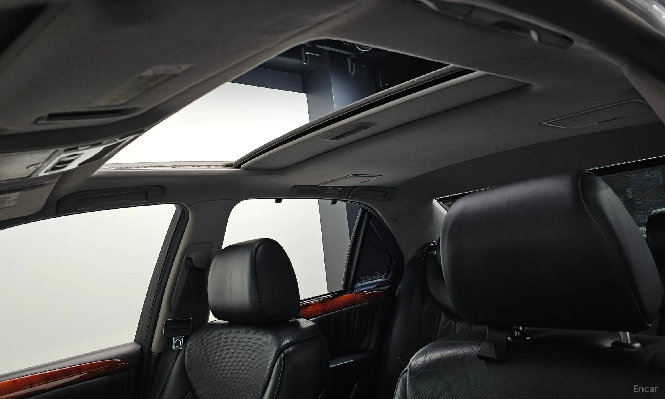 Lexus LS430 превью 16