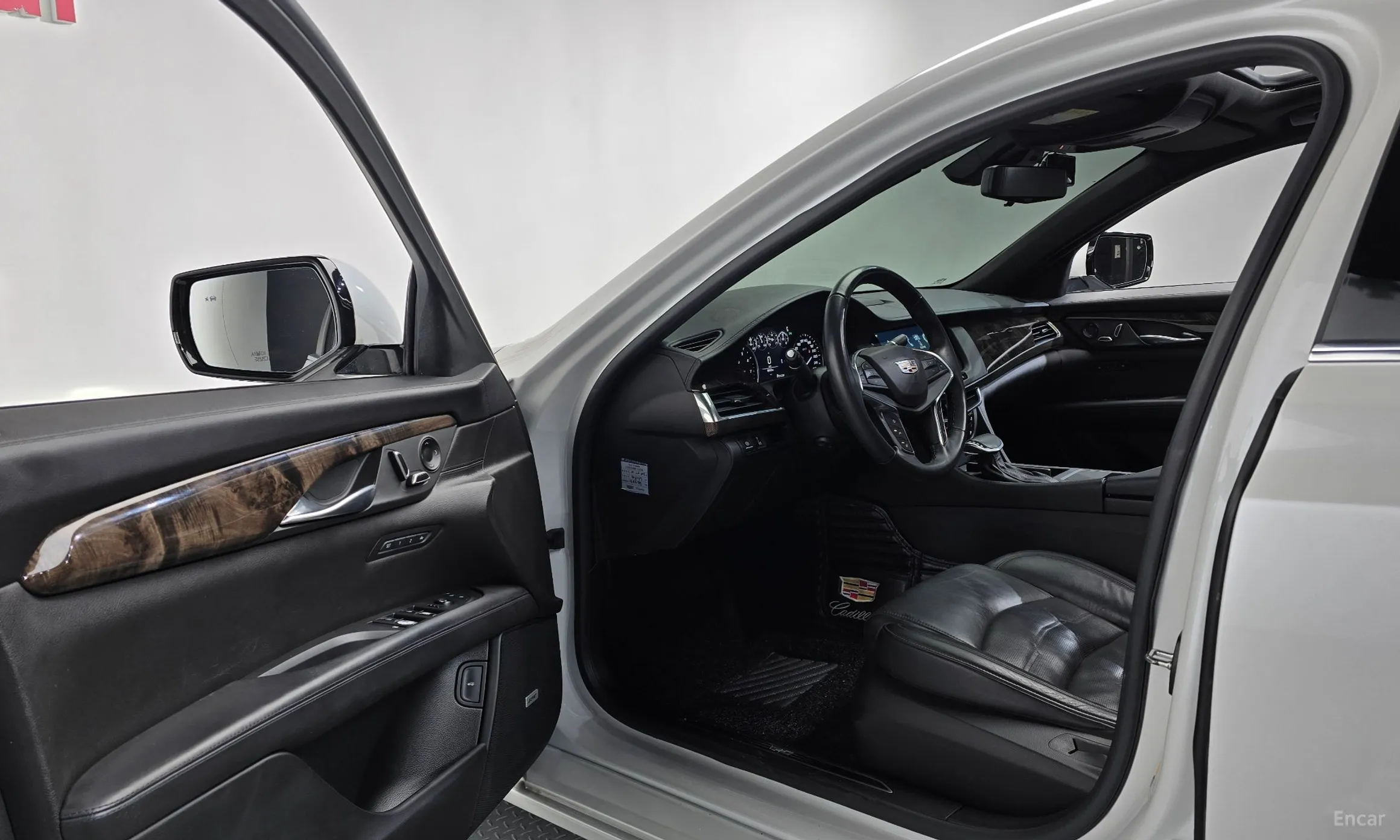 Cadillac CT6 превью 10