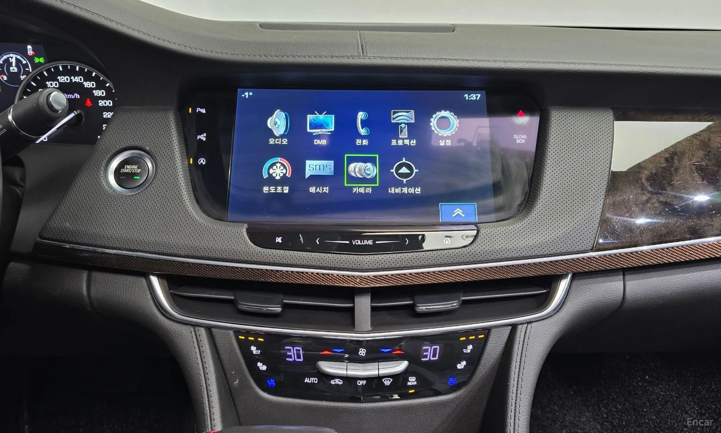 Cadillac CT6 превью 14