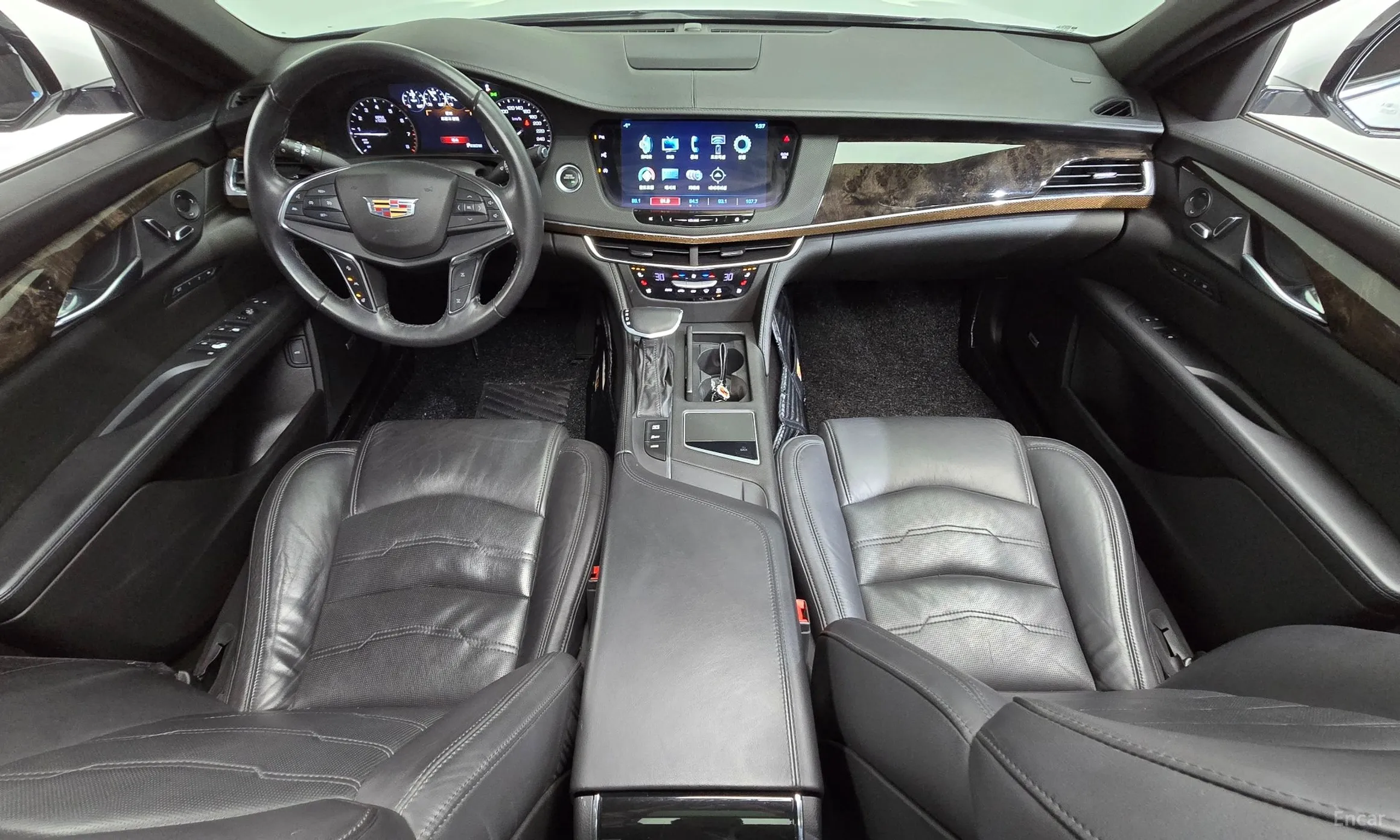 Cadillac CT6 превью 7