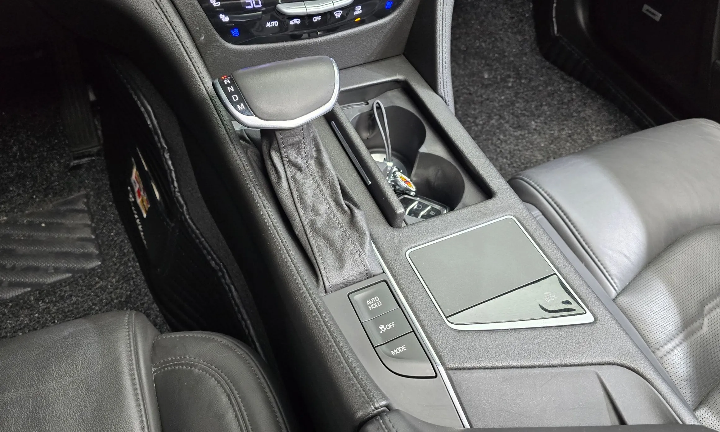 Cadillac CT6 превью 9