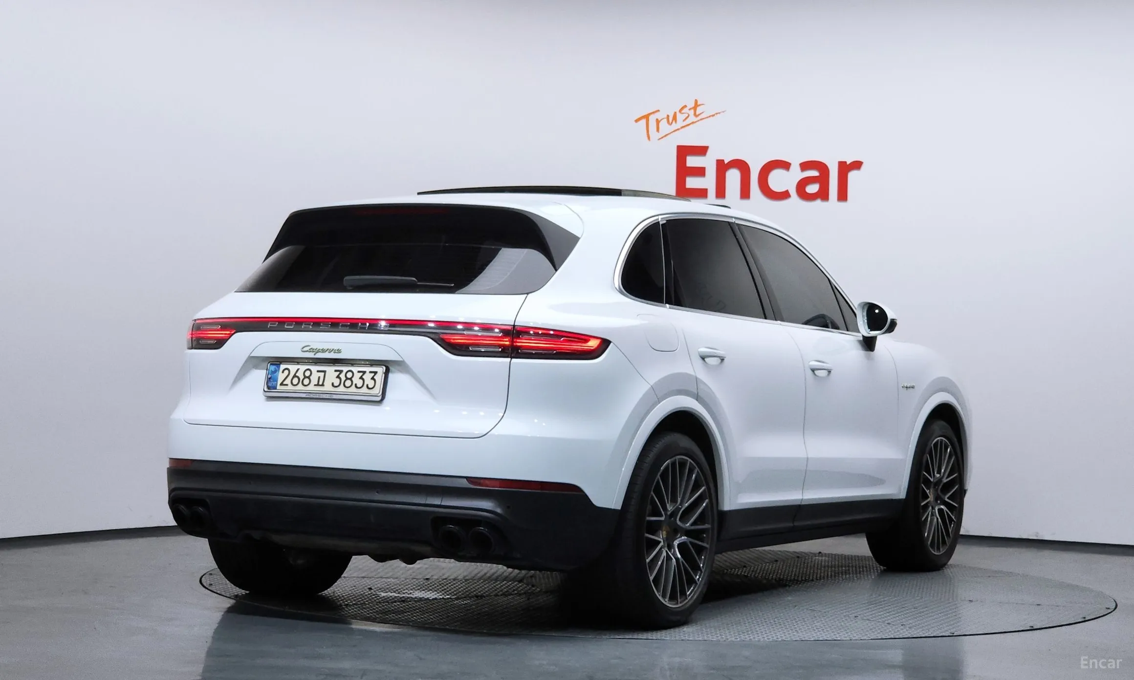 Porsche Cayenne (PO536) превью 2
