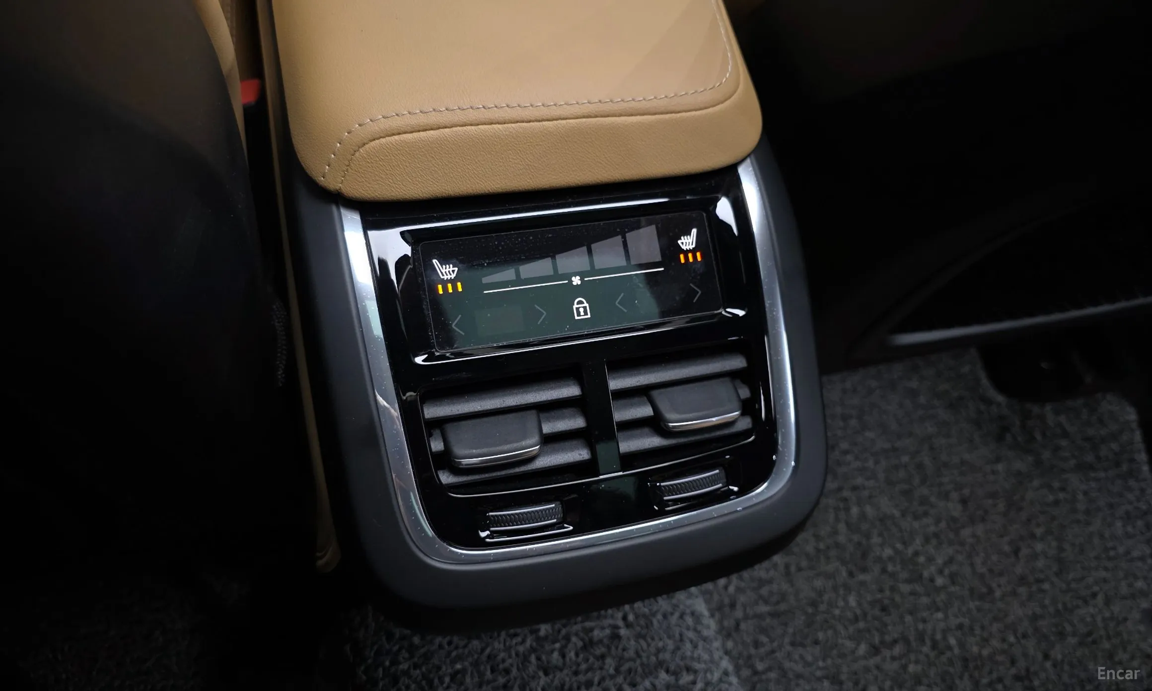 Volvo XC60 Gen 2 превью 18