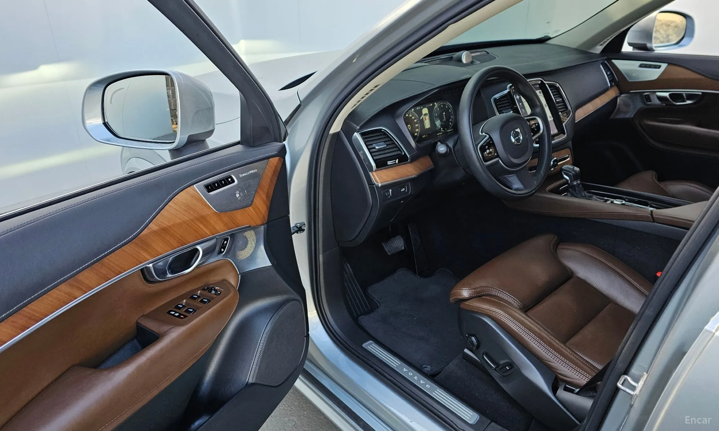 Volvo XC90 Gen 2 превью 11