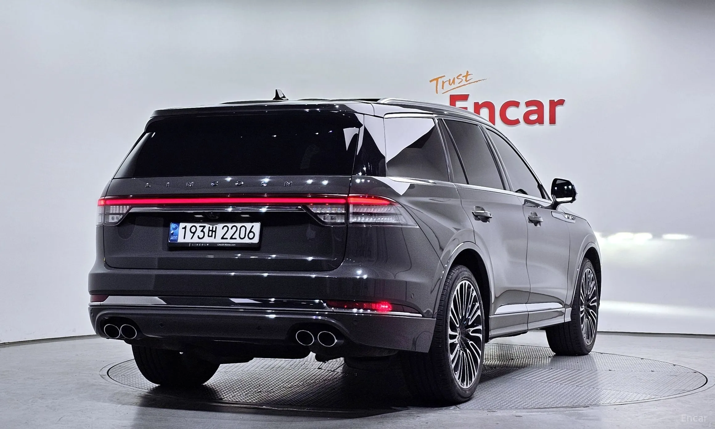 Lincoln Aviator 2nd Generation превью 2