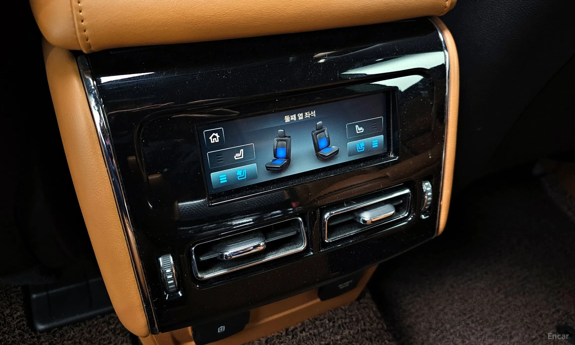 Lincoln Aviator 2nd Generation превью 17