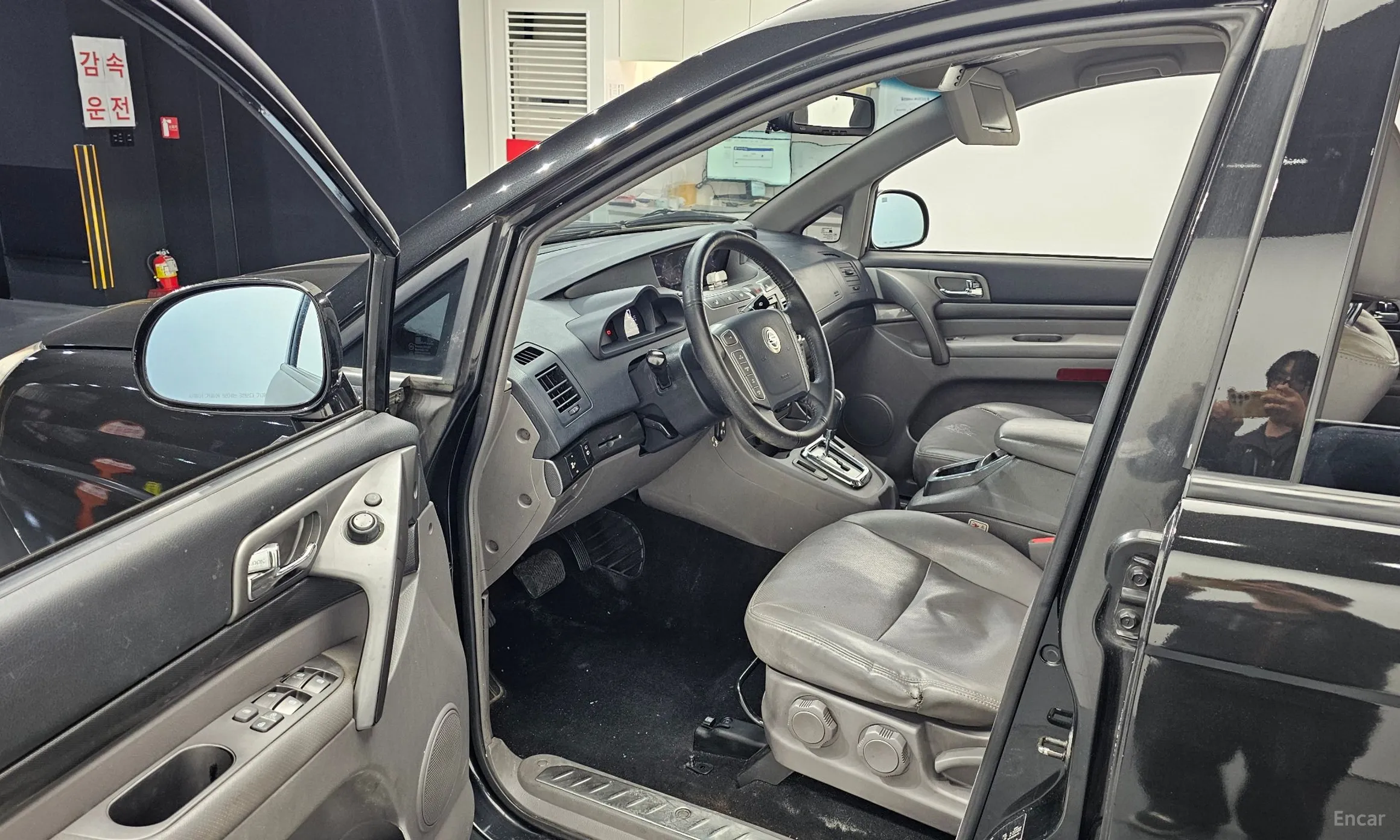 KG Mobility (SsangYong) Korando Turismo превью 11