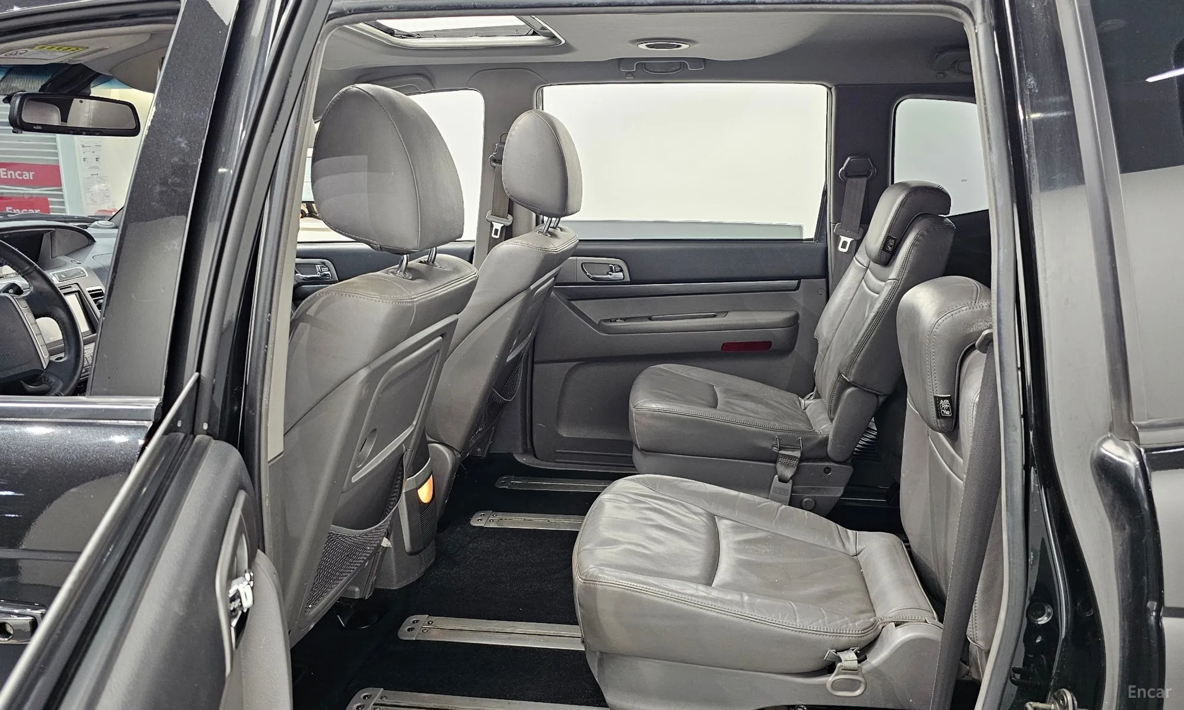 KG Mobility (SsangYong) Korando Turismo превью 12